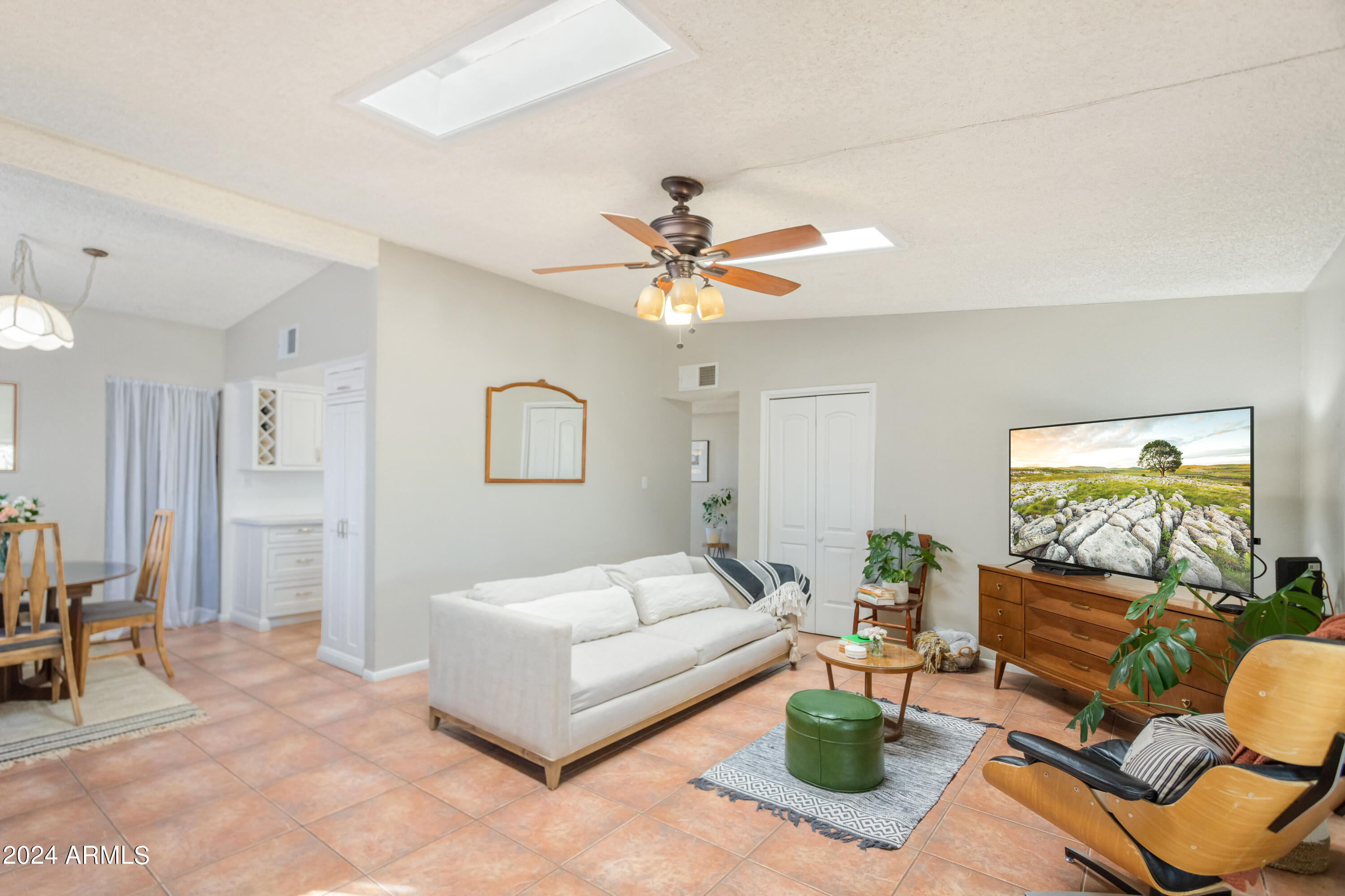 VISTA VILLAGE 2 - Residential