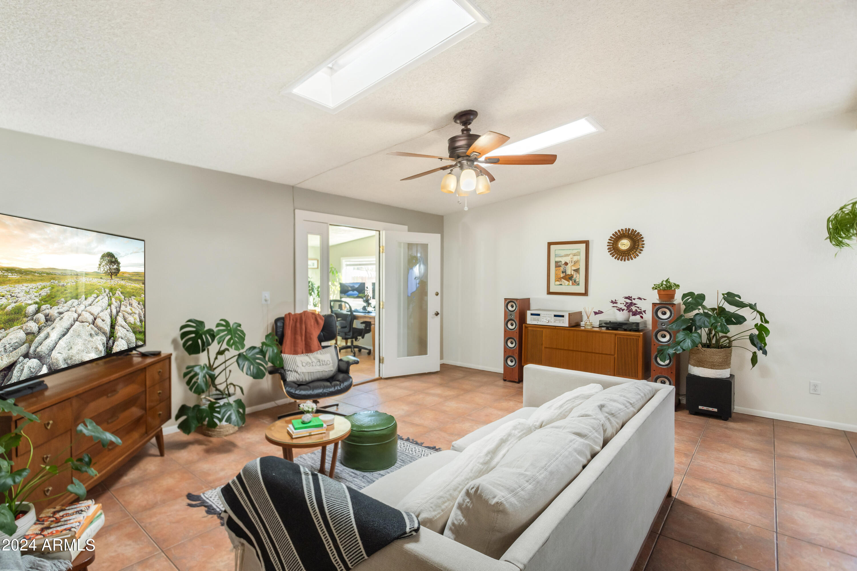 VISTA VILLAGE 2 - Residential