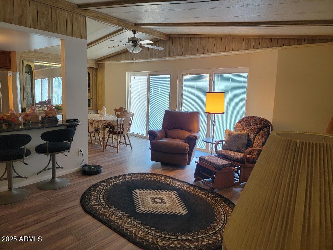 3923 N COCONINO Avenue