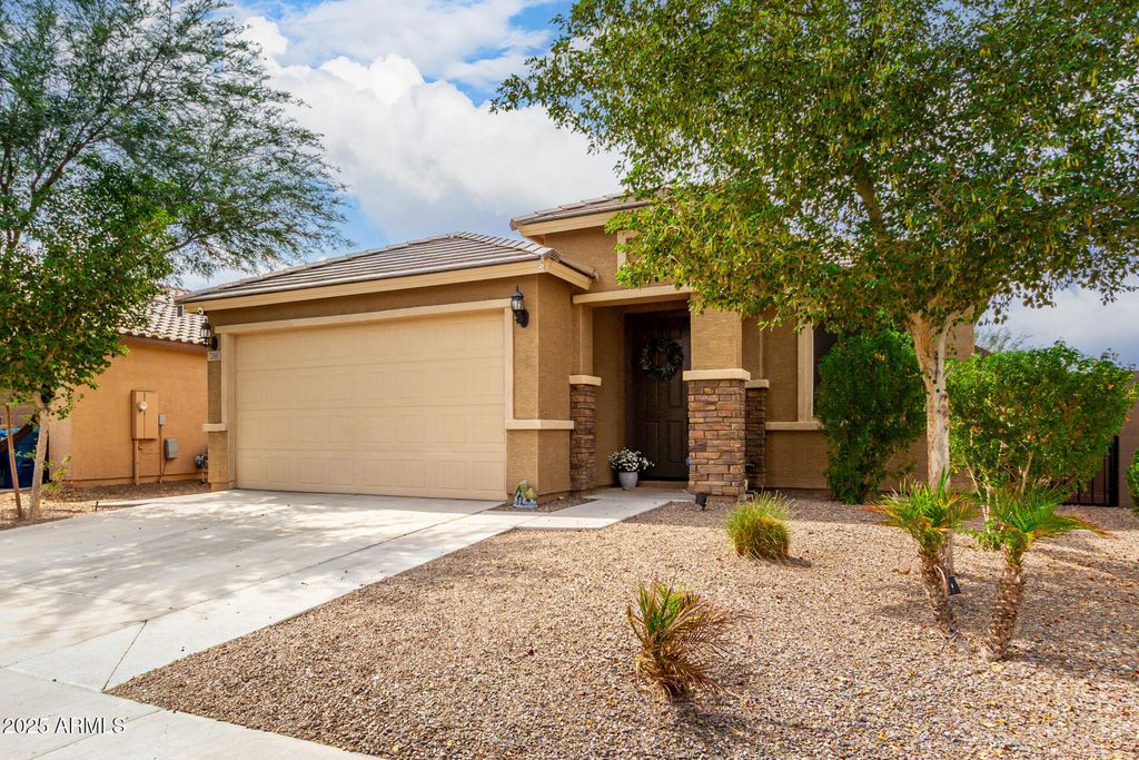 Photo of 266 S 192nd Drive, Buckeye, AZ 85326 (MLS # 6916460)