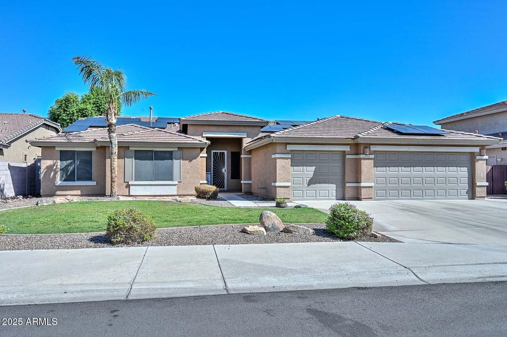 Photo of 8862 W Runion Drive, Peoria, AZ 85382 (MLS # 6920686)