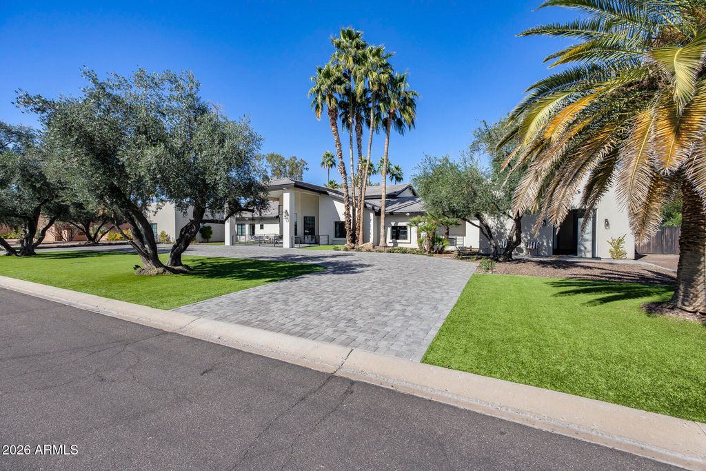 Photo of 8436 E Aster Drive, Scottsdale, AZ 85260 (MLS # 6987271)