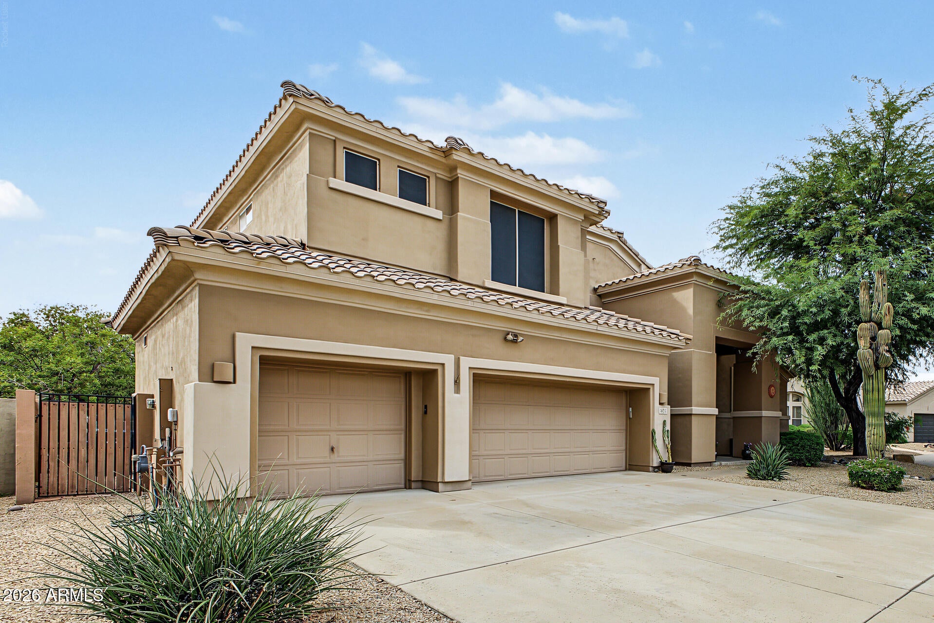 4926 E ROY ROGERS Road