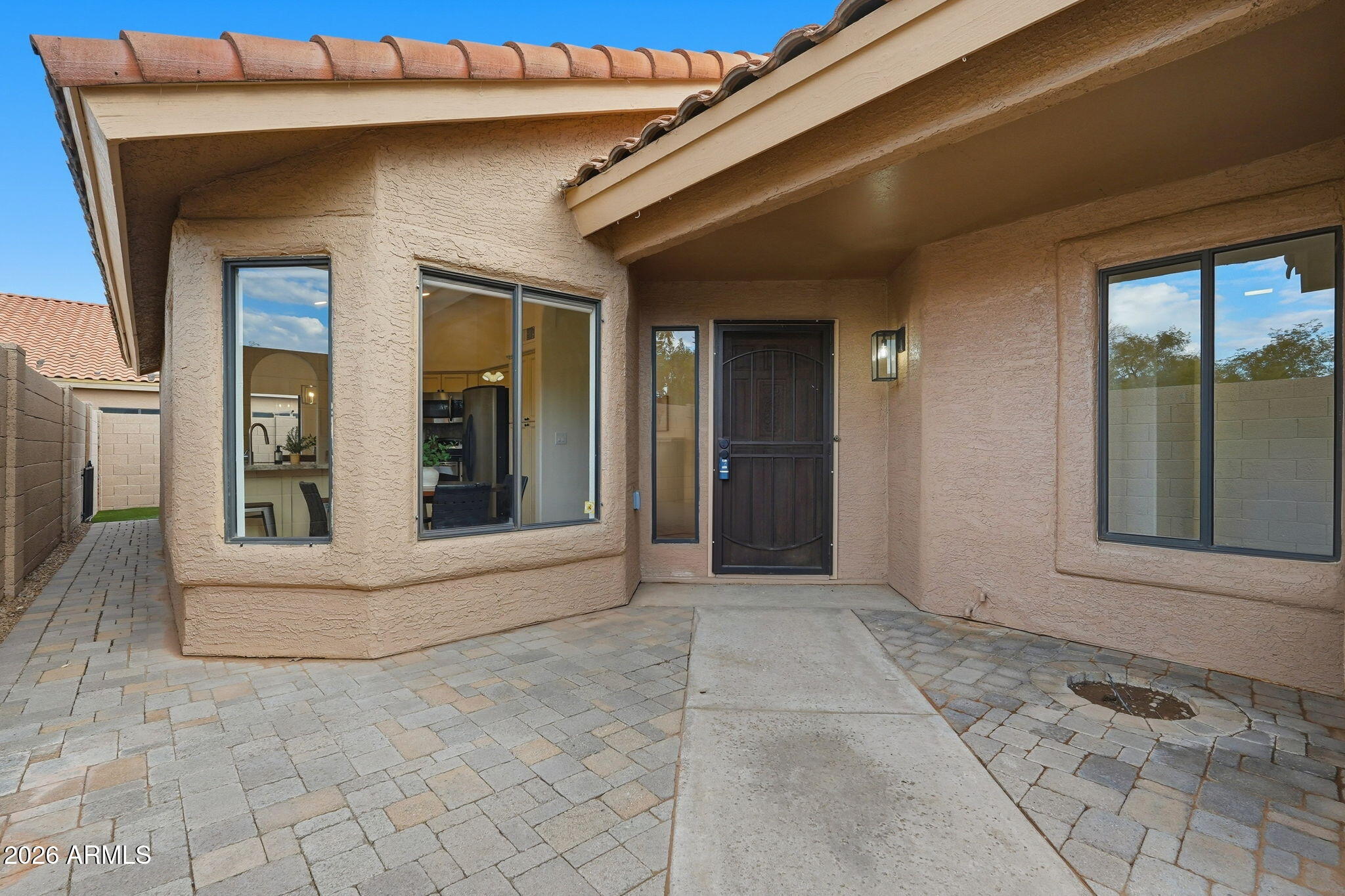 8859 S GRANDVIEW Drive