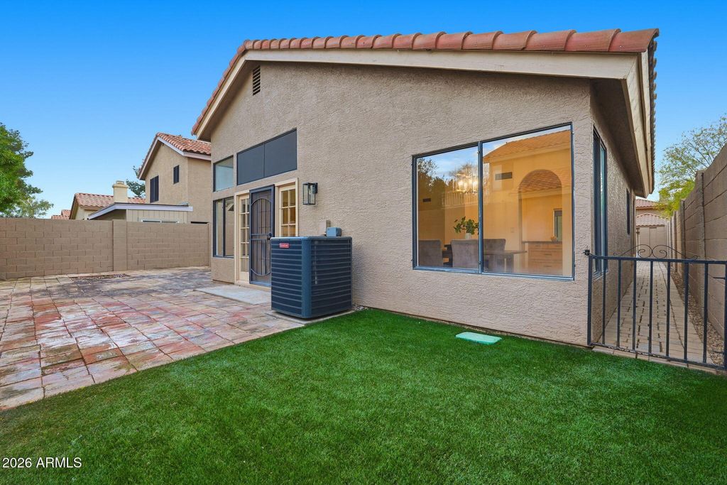 Photo of 8859 S Grandview Drive, Tempe, AZ 85284 (MLS # 6973184)