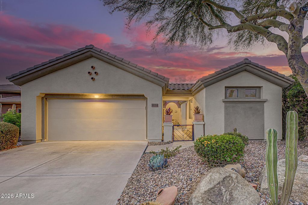 Photo of 41024 N Noble Hawk Way, Anthem, AZ 85086 (MLS # 7015686)