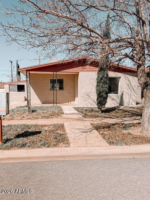 DOUGLAS LOTS - Residential