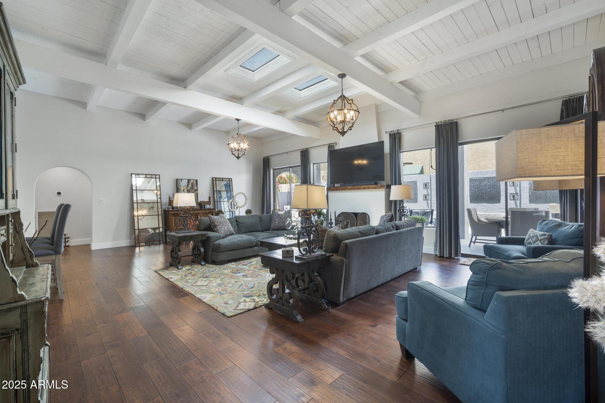 6333 N SCOTTSDALE Road 5