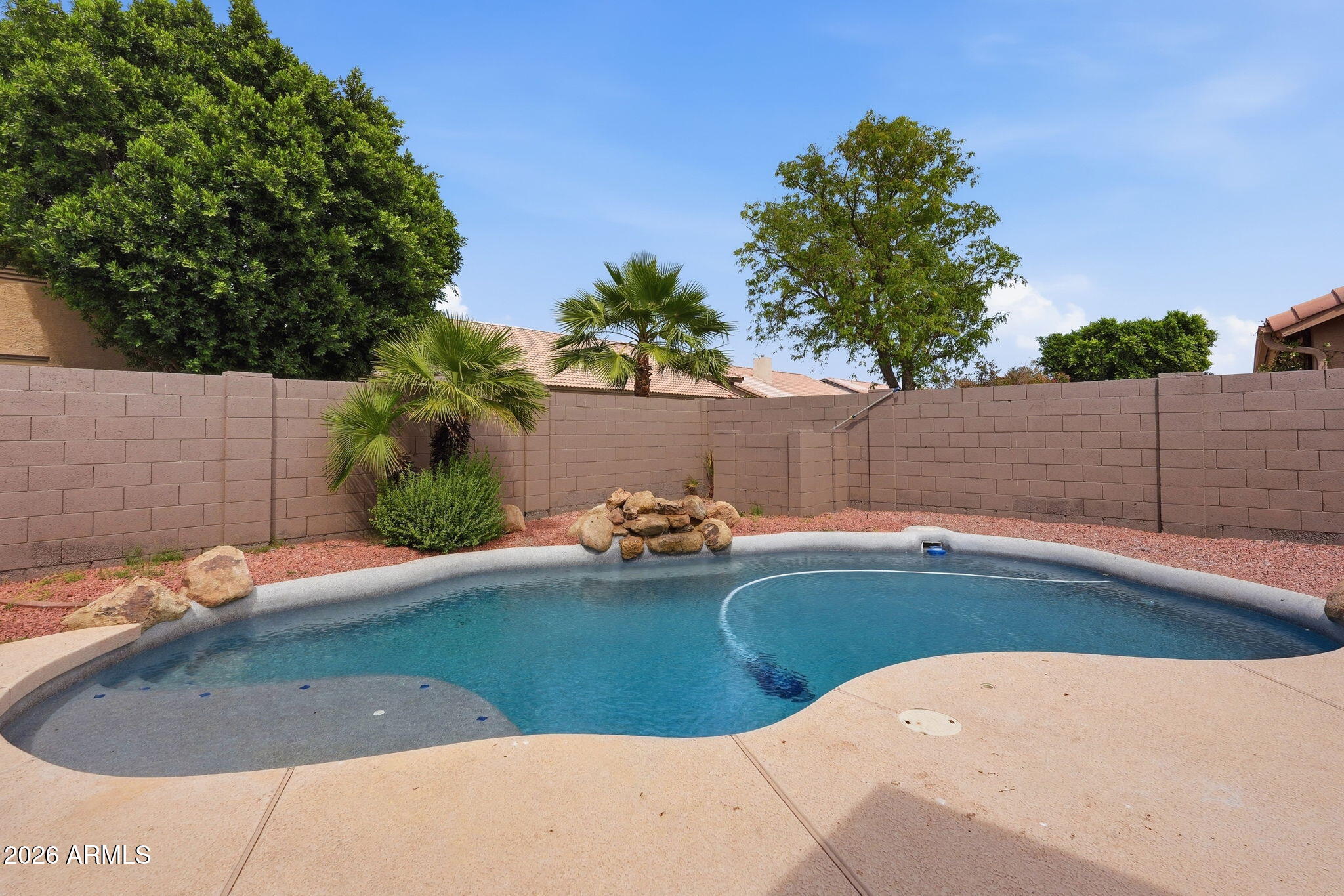 SUNSET TRAIL - Residential