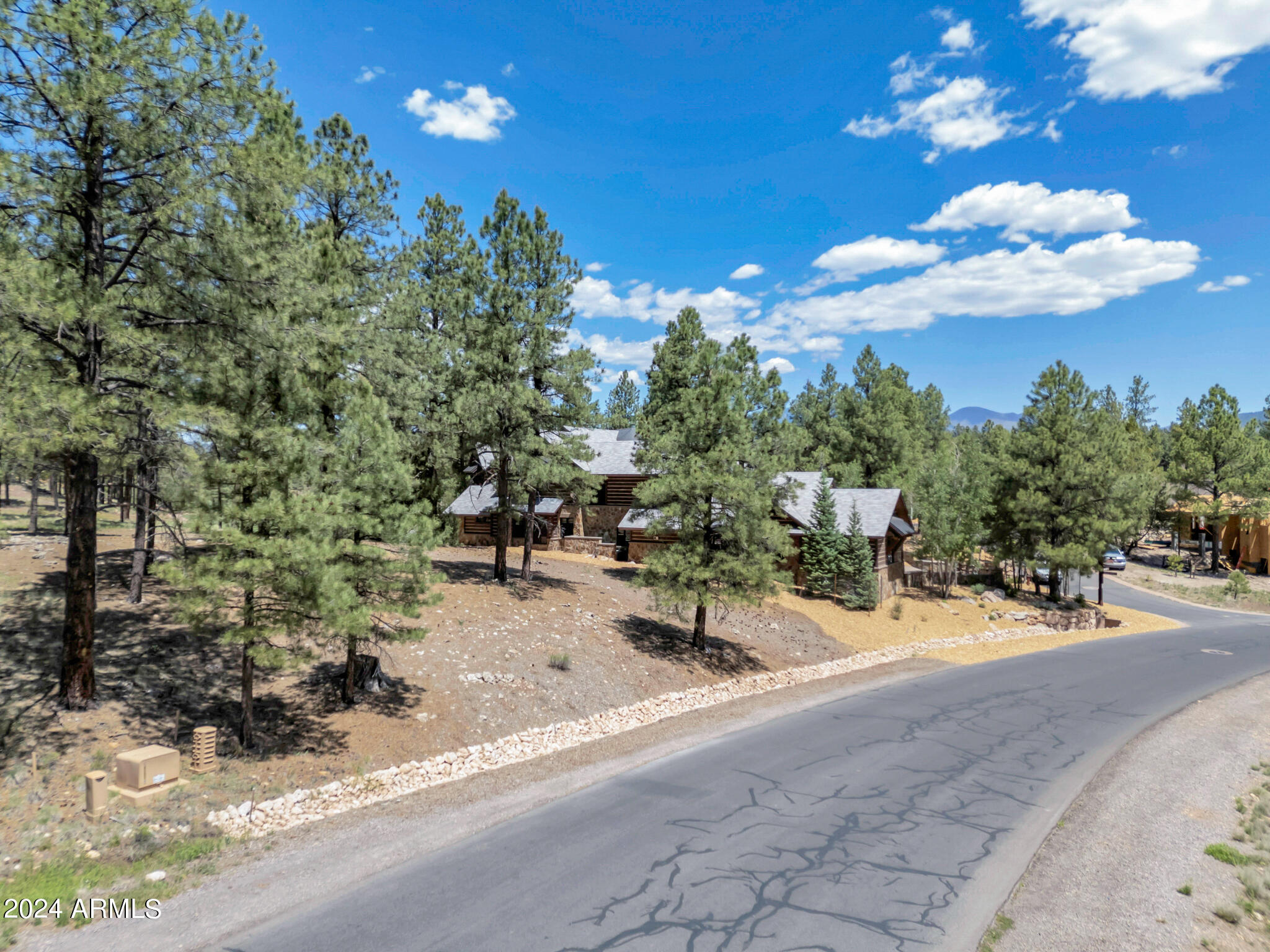 Pine Canyon - Land
