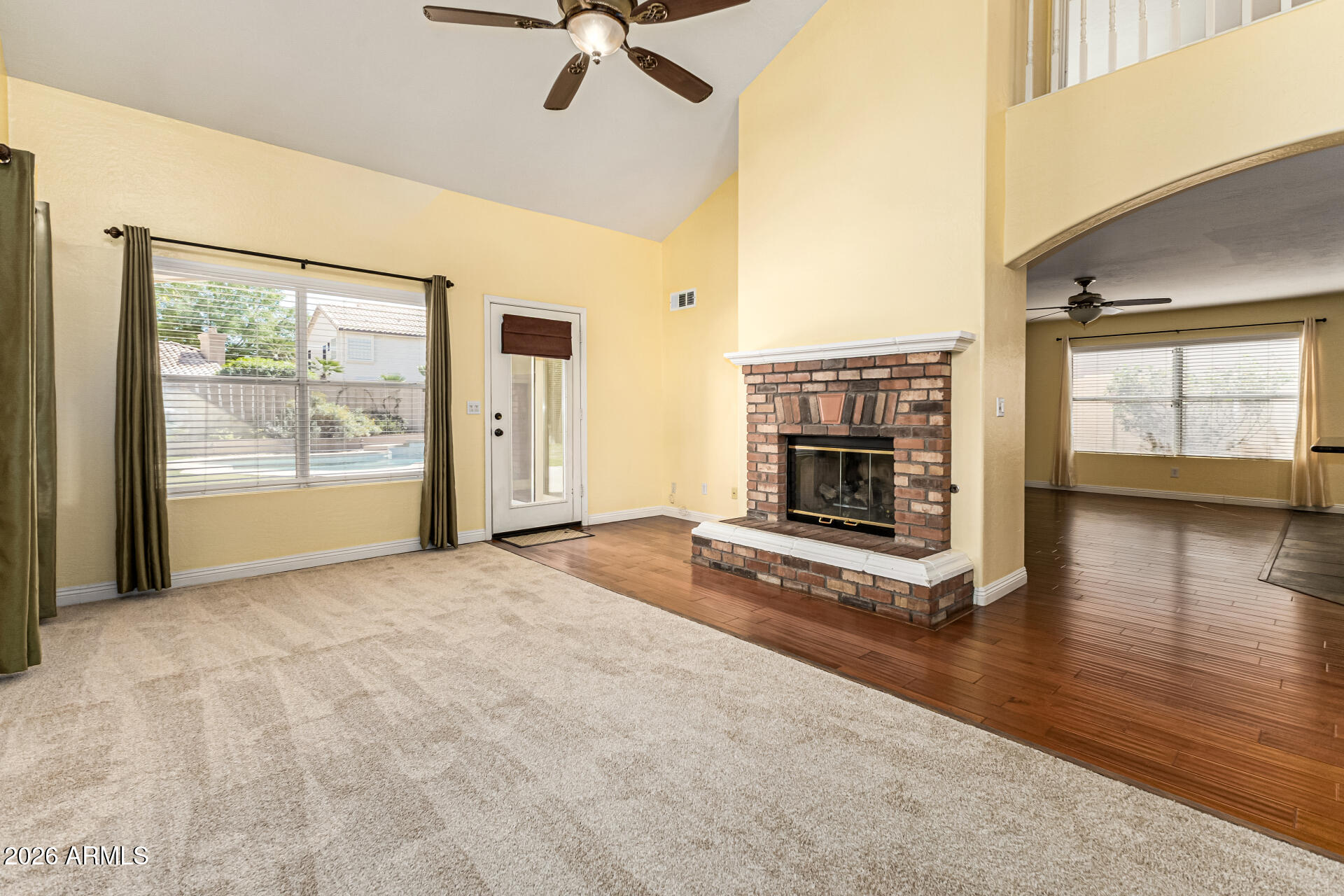 4621 W OAKLAND Street