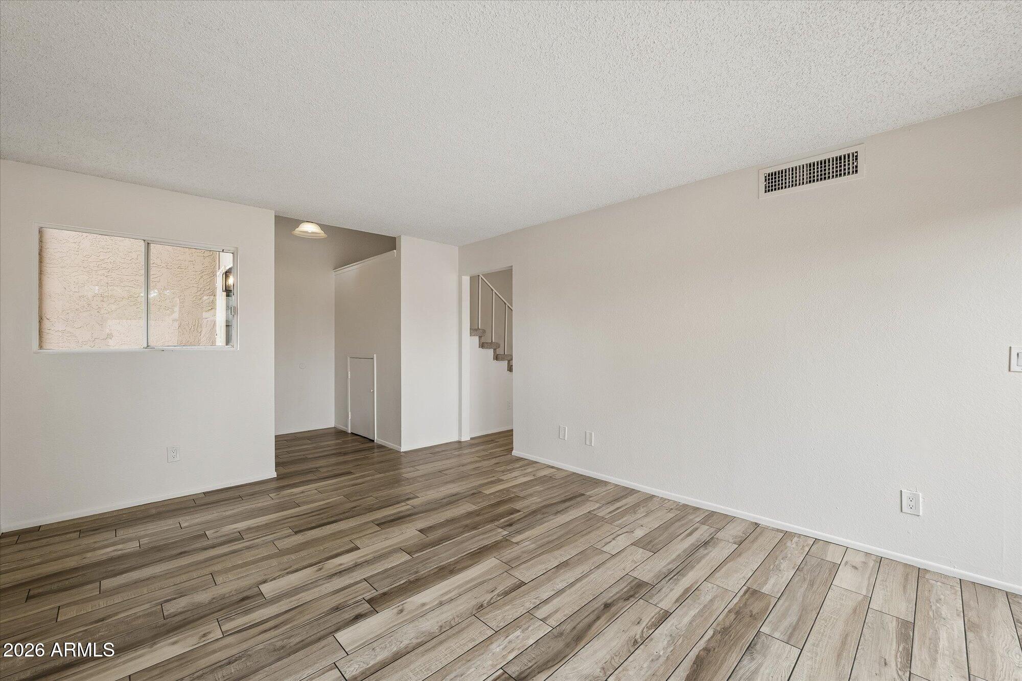 4619 W CONTINENTAL Drive