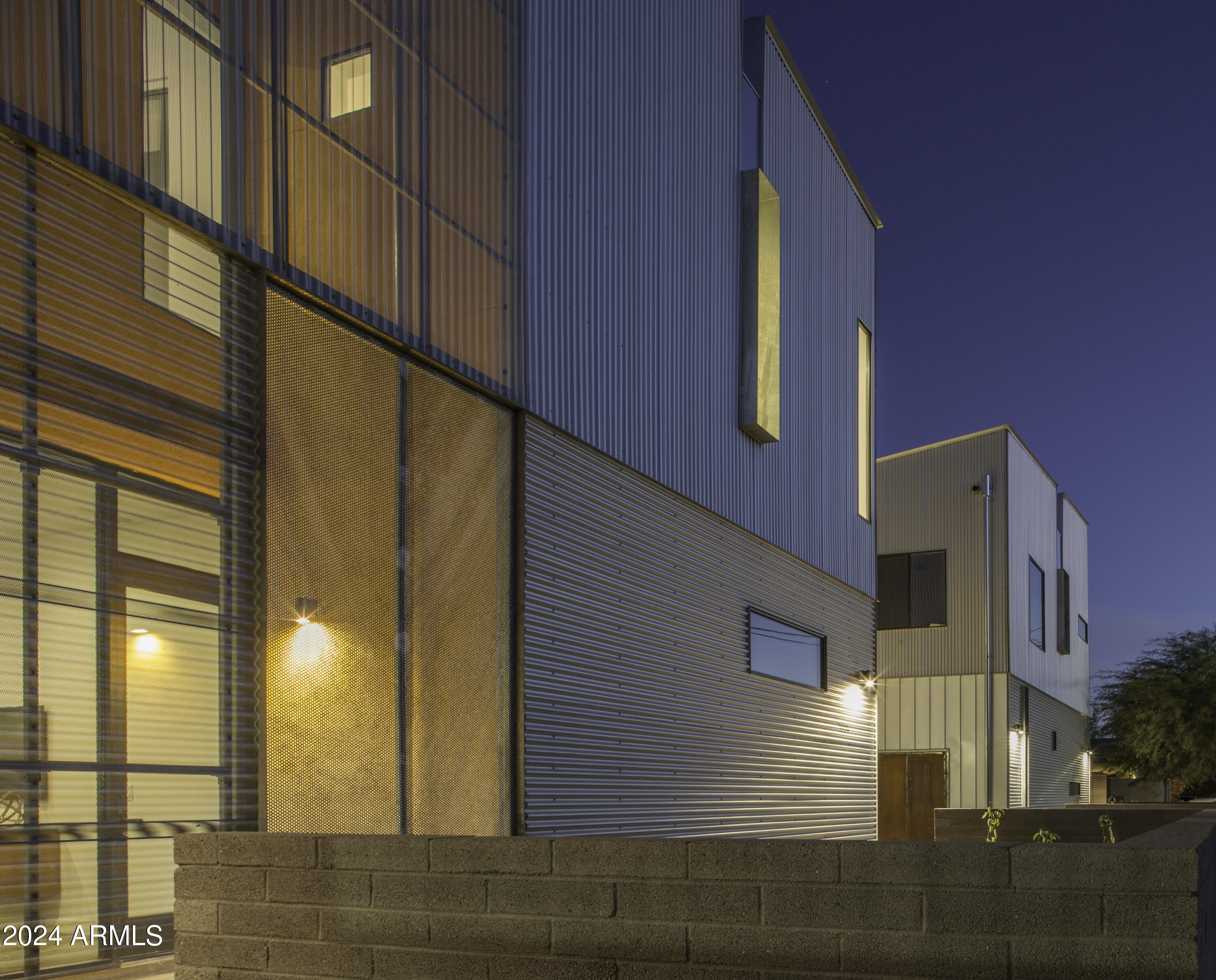 1419 S KENNETH Place 1002