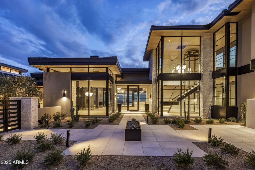 Photo of 11098 E Whistling Wind Way, Scottsdale, AZ 85255 (MLS # 6809796)