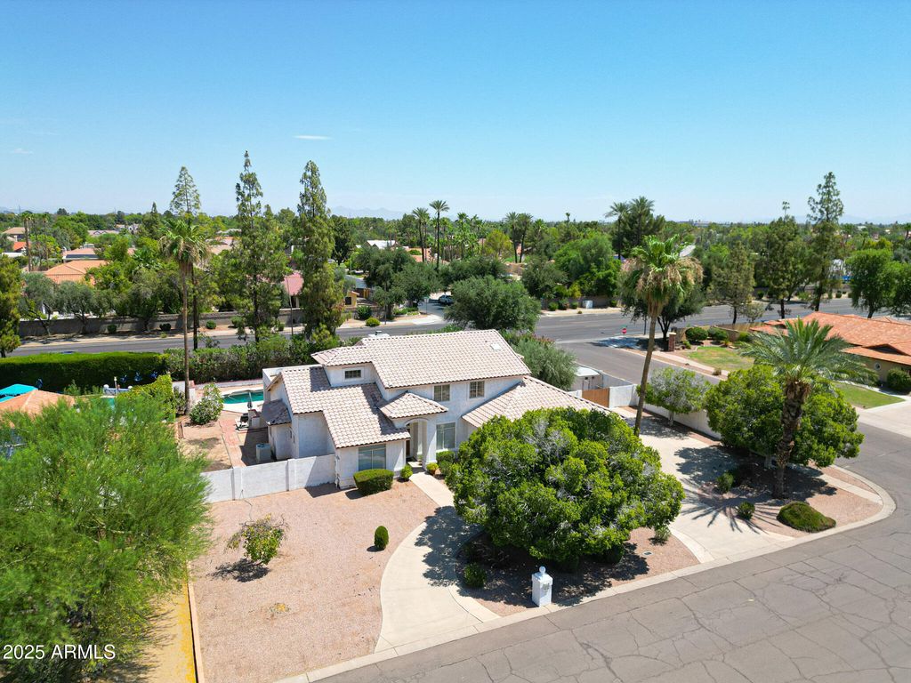 Photo of 1454 E Calle De Arcos, Tempe, AZ 85284 (MLS # 6884473)