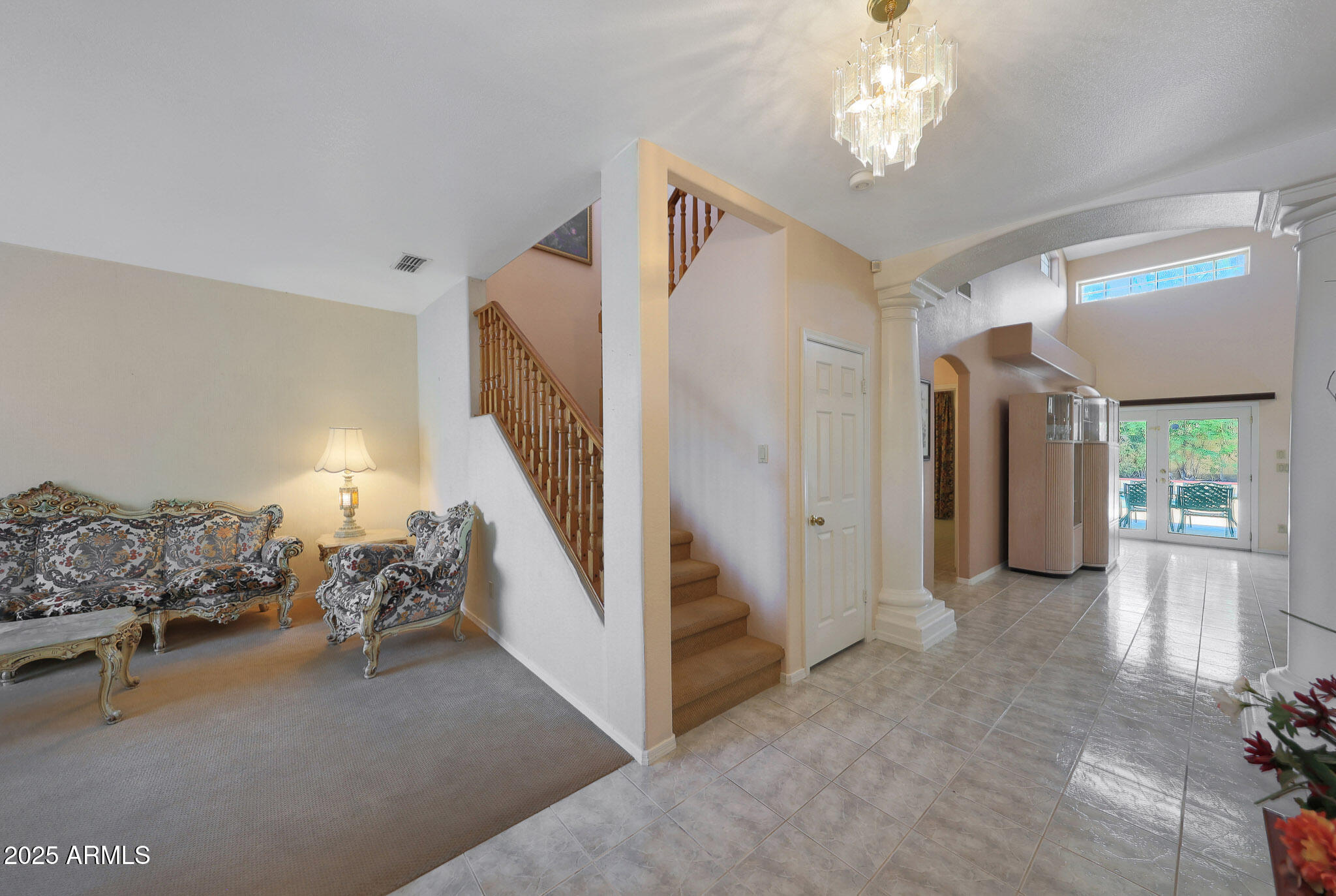 1454 E CALLE DE ARCOS --