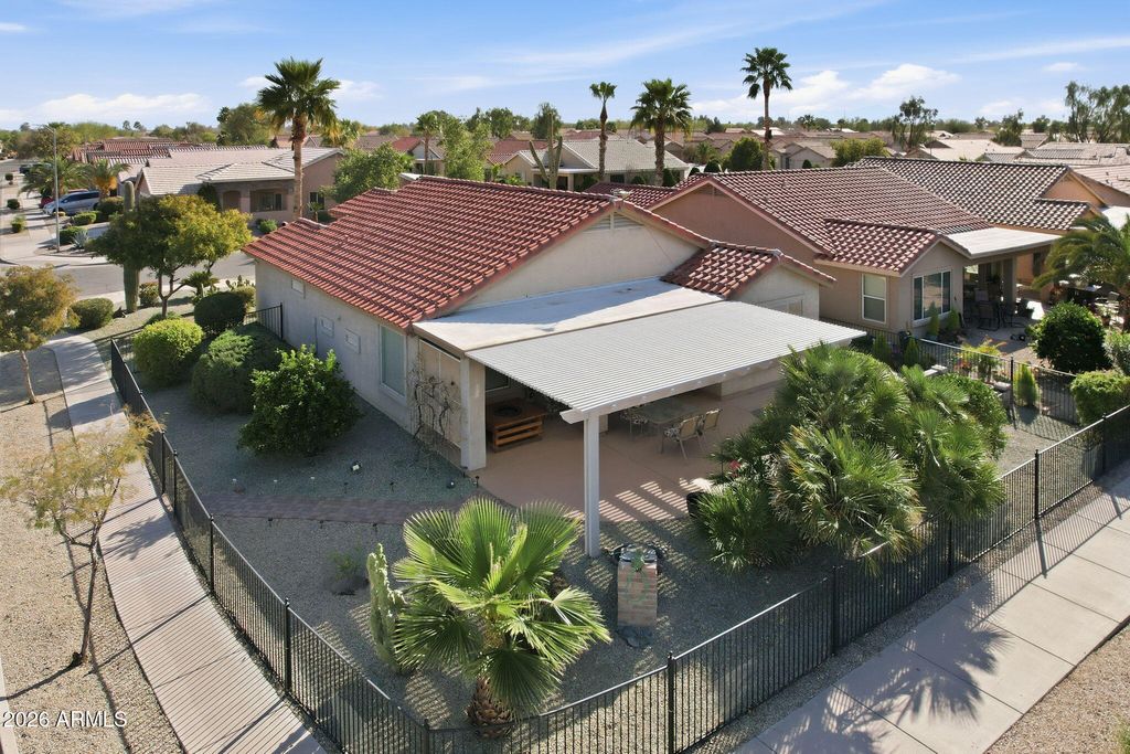 Photo of 97 N Montoro Lane, Casa Grande, AZ 85194 (MLS # 6989894)