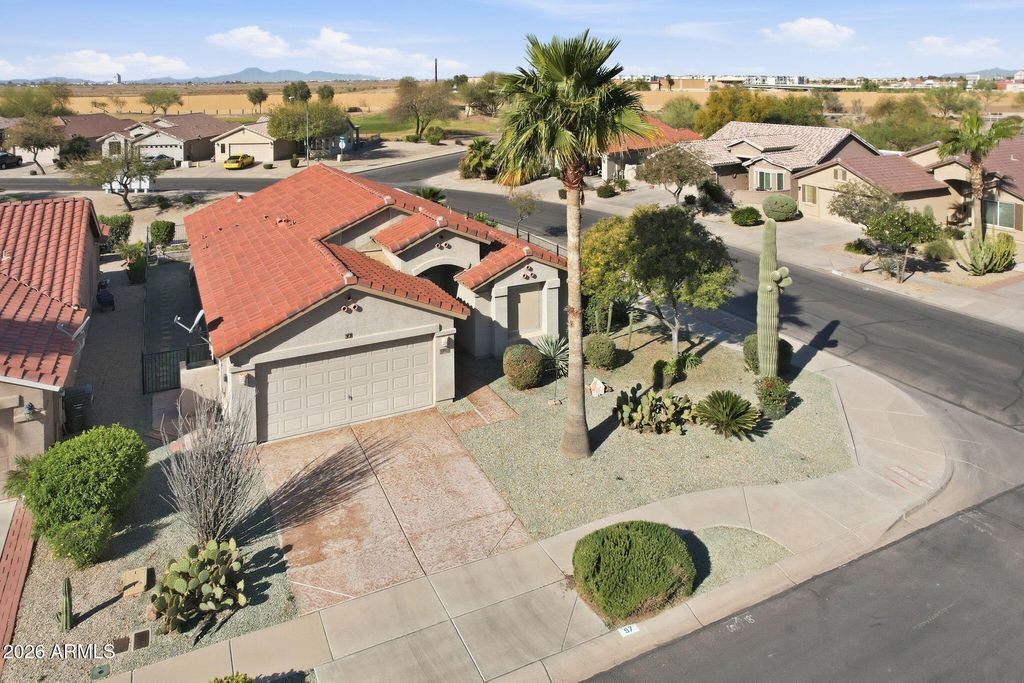 Photo of 97 N Montoro Lane, Casa Grande, AZ 85194 (MLS # 6989894)