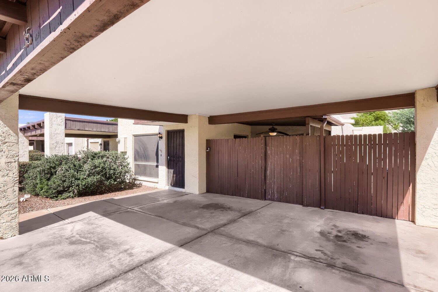 1725 N DATE Street 35