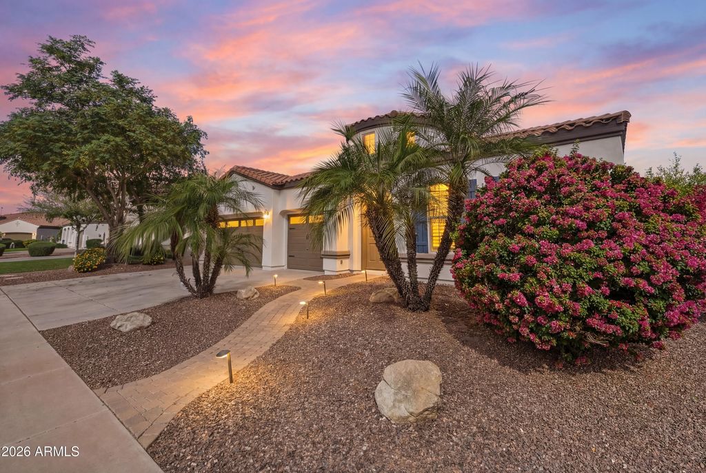 Photo of 4060 E Canyon Way, Chandler, AZ 85249 (MLS # 6994466)