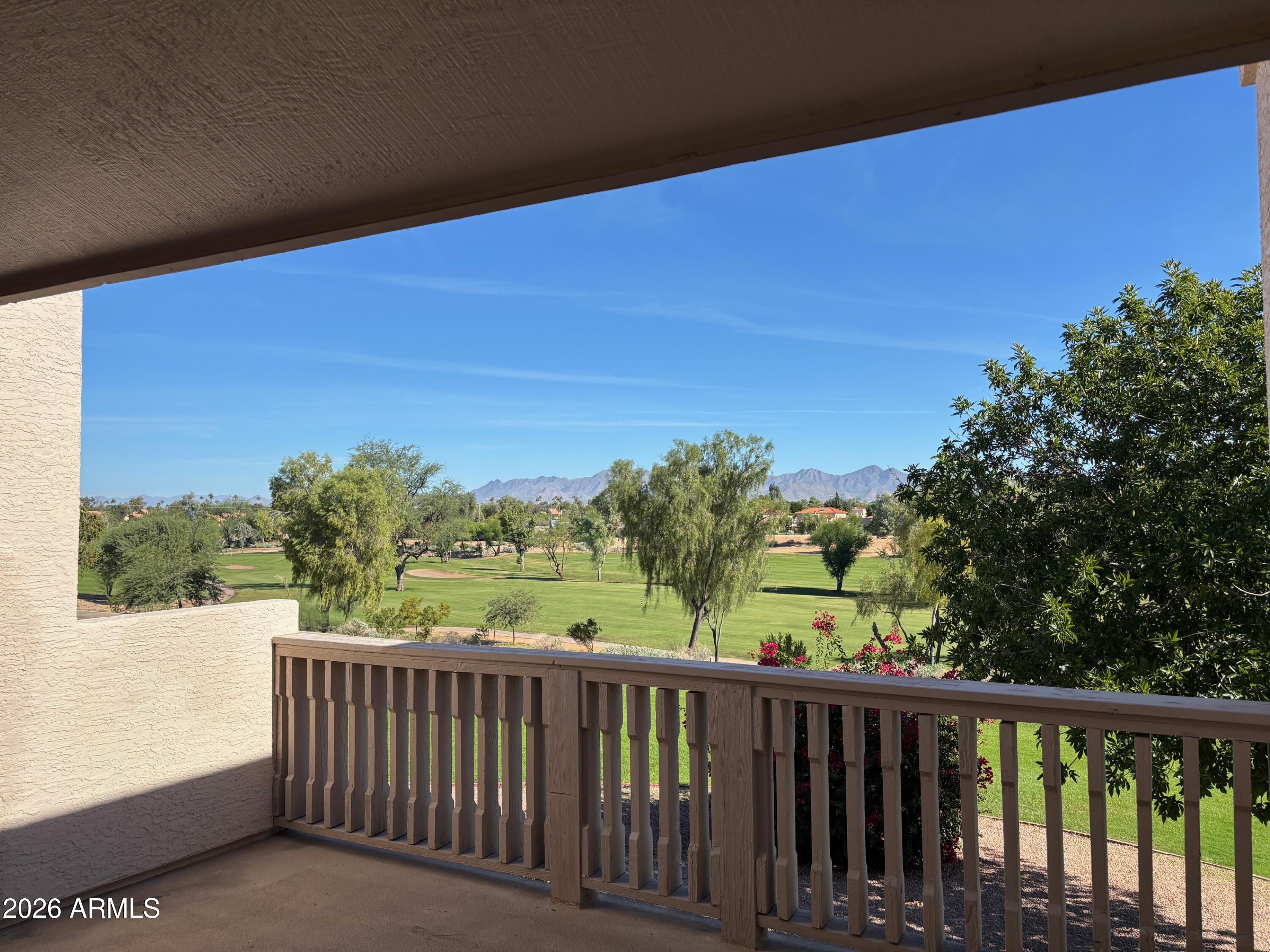 7800 E LINCOLN Drive 2047