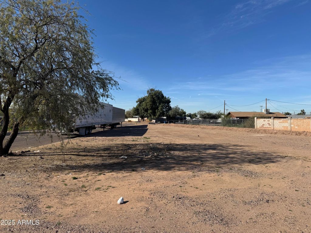 Photo of 820 E Chipman Road #1, Phoenix, AZ 85040 (MLS # 6962362)