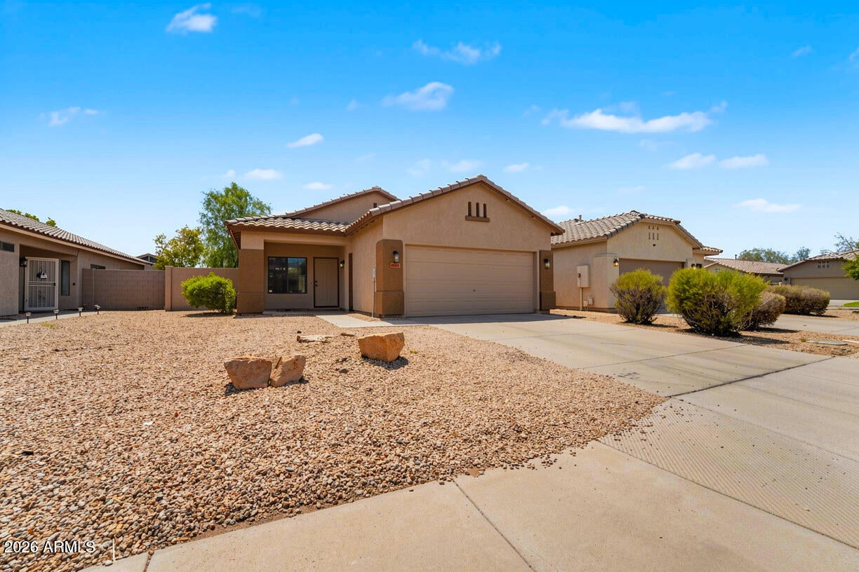 8927 W SHAW BUTTE Drive