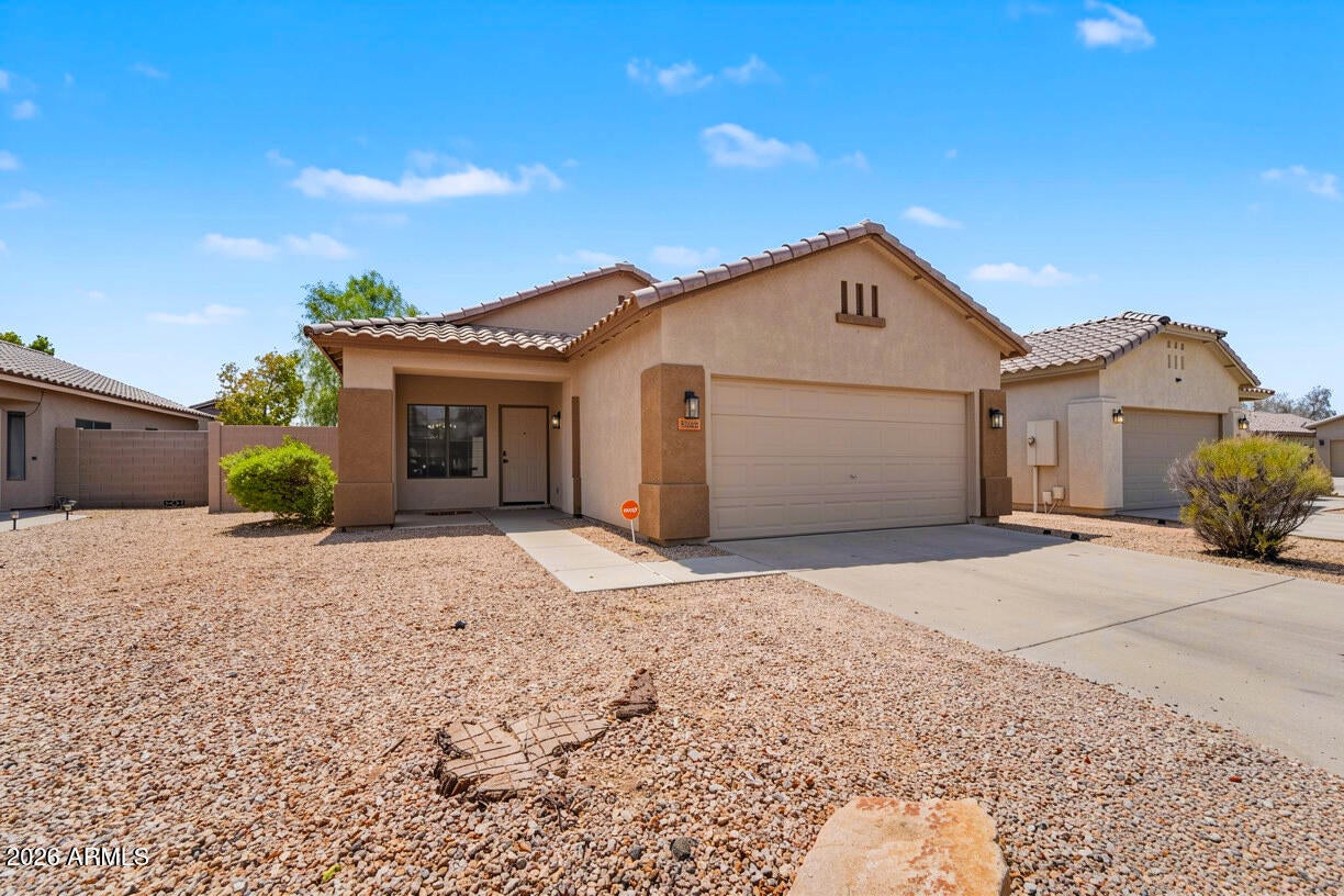 8927 W SHAW BUTTE Drive