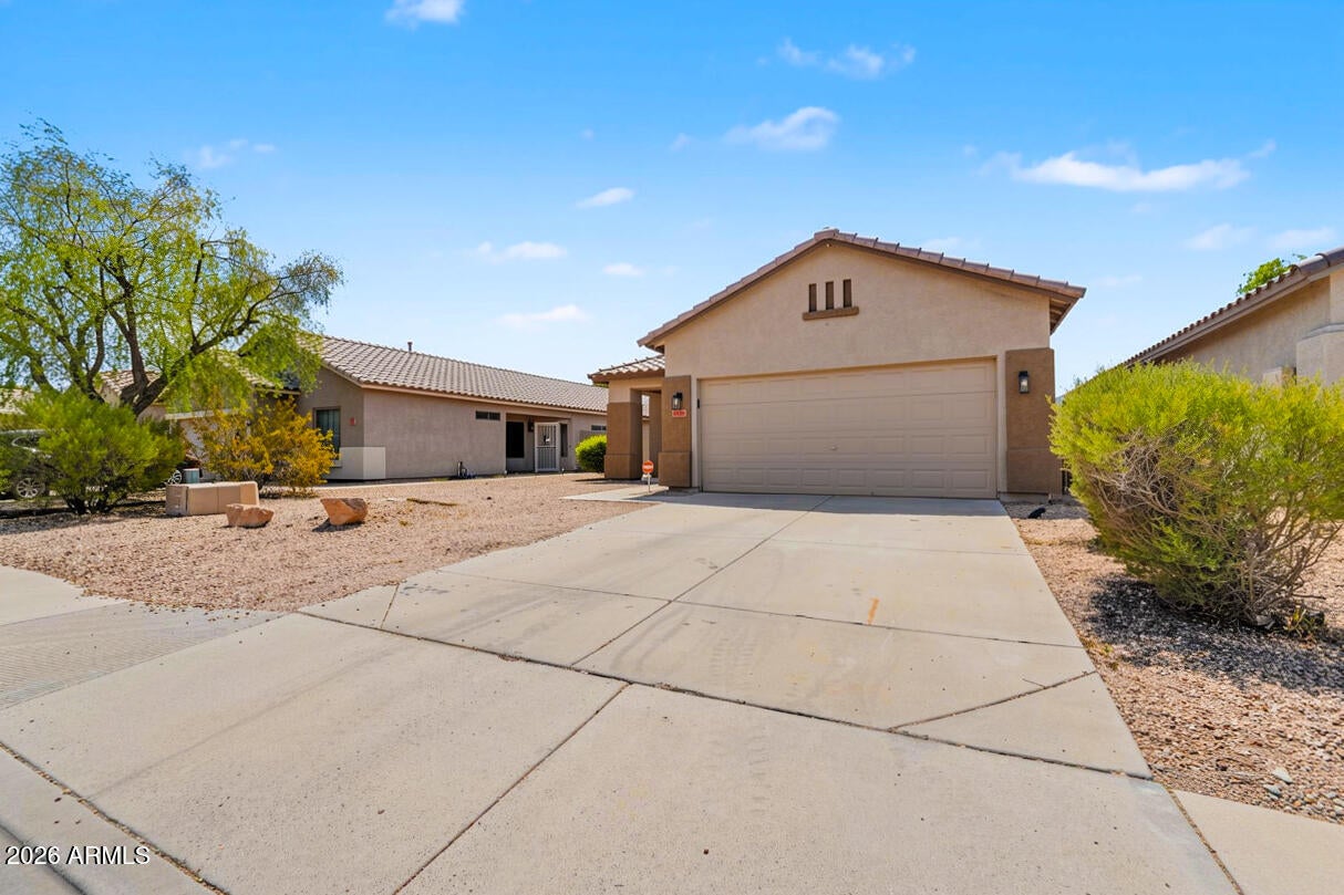 8927 W SHAW BUTTE Drive