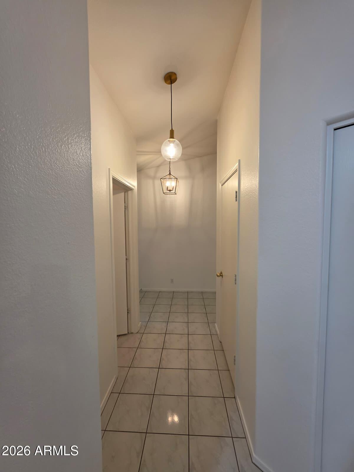121 W Ivanhoe Street