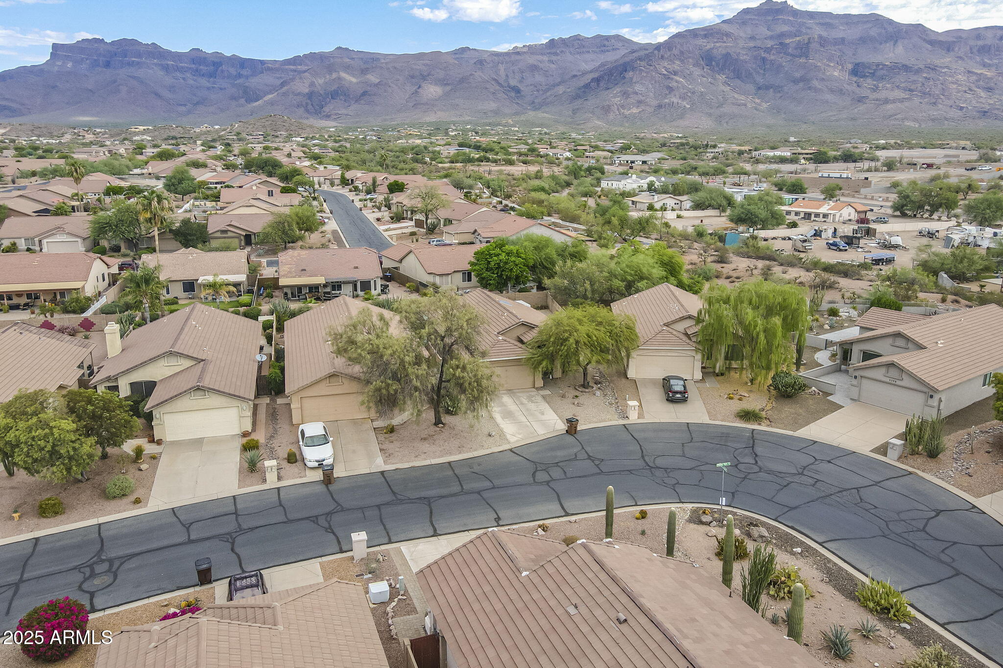 10378 E RISING SUN Place