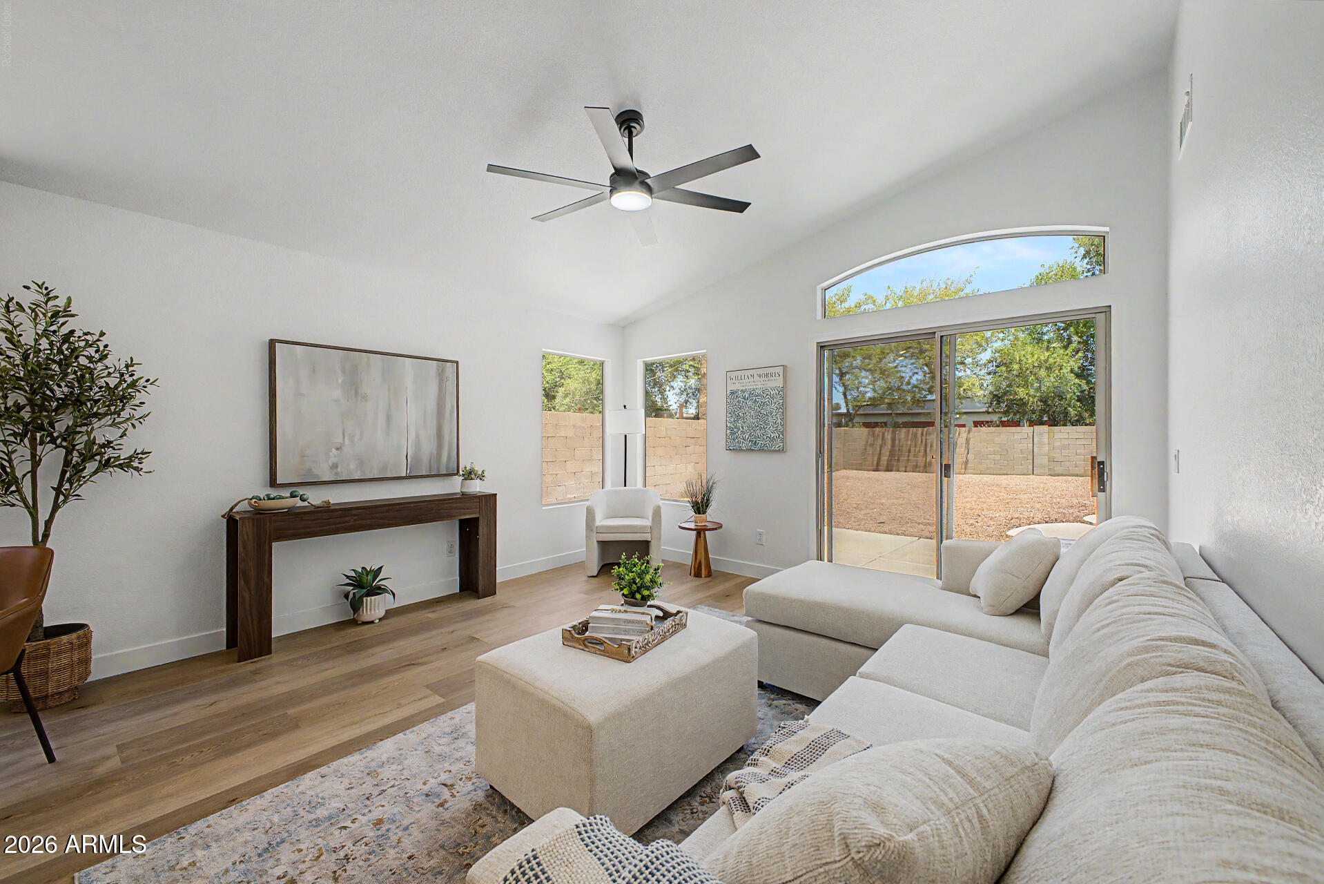 14724 W WILLOW Lane