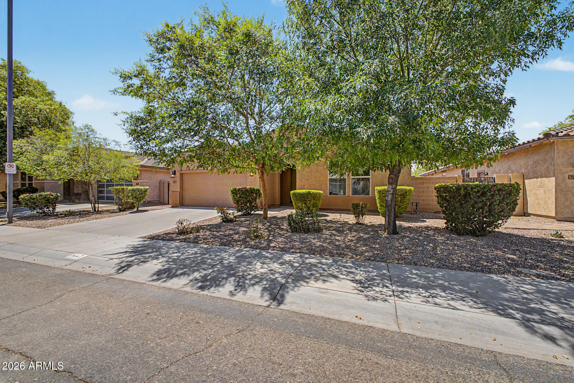 1447 E WARBLER Road