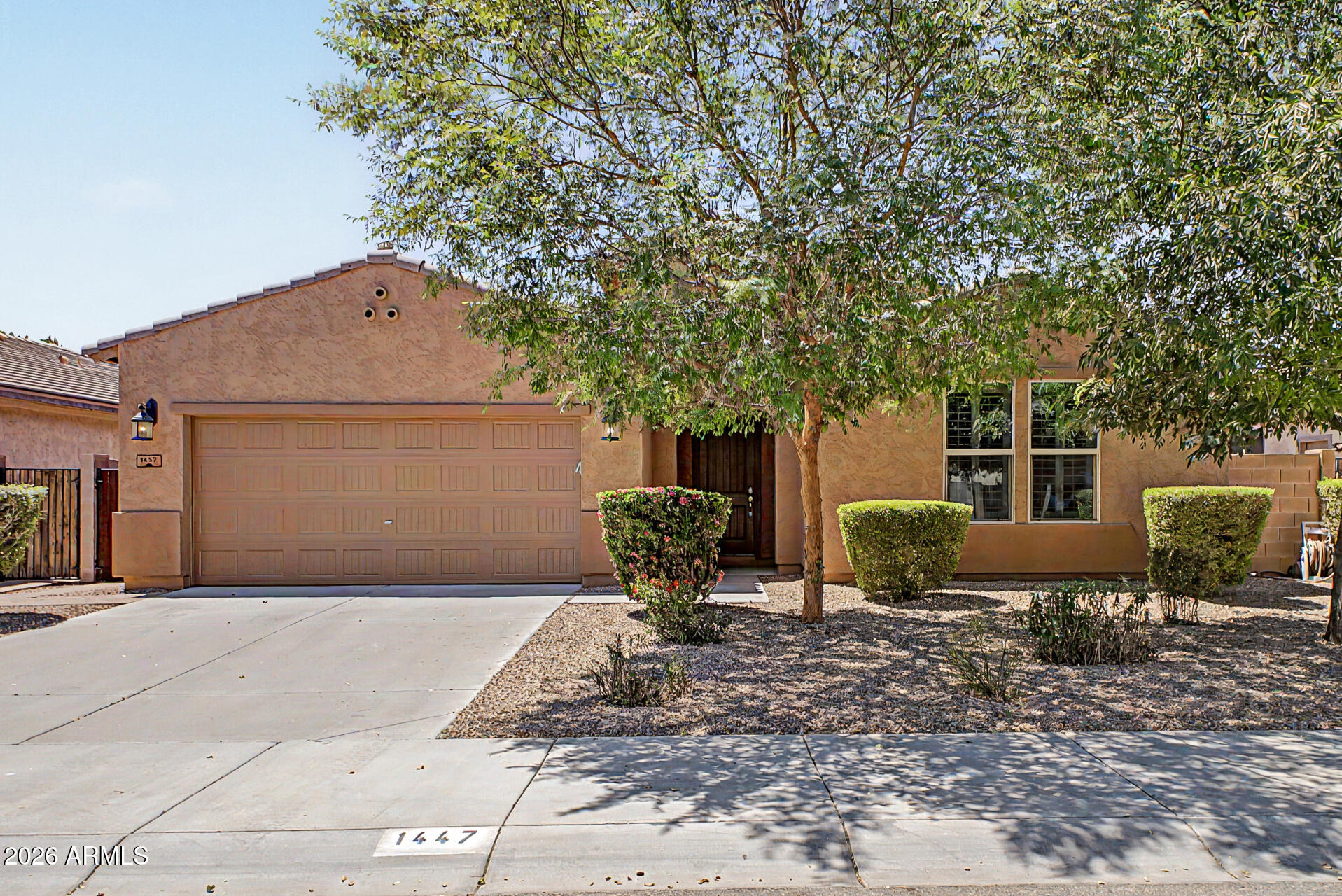 1447 E WARBLER Road