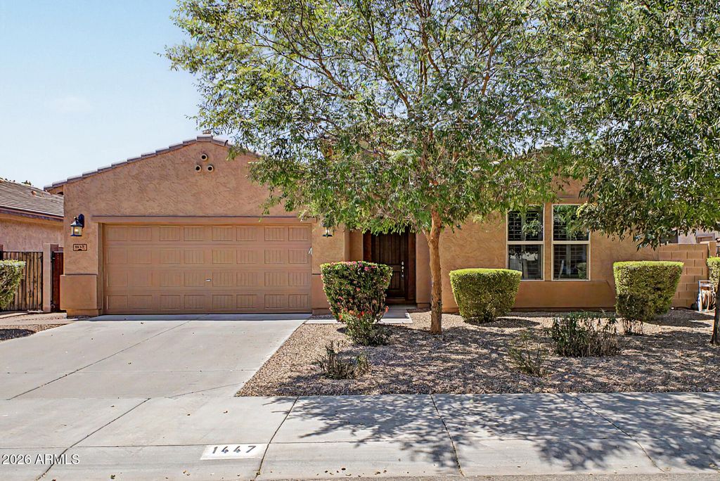 Photo of 1447 E Warbler Road, Gilbert, AZ 85297 (MLS # 7029776)