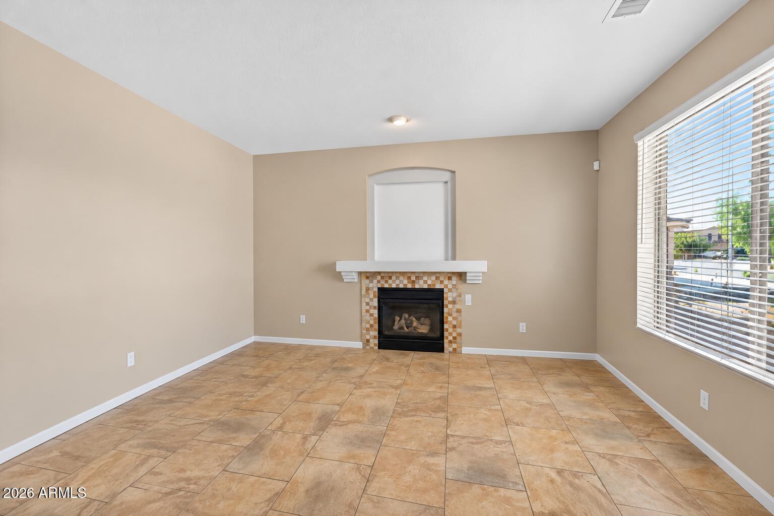13849 W LISBON Lane