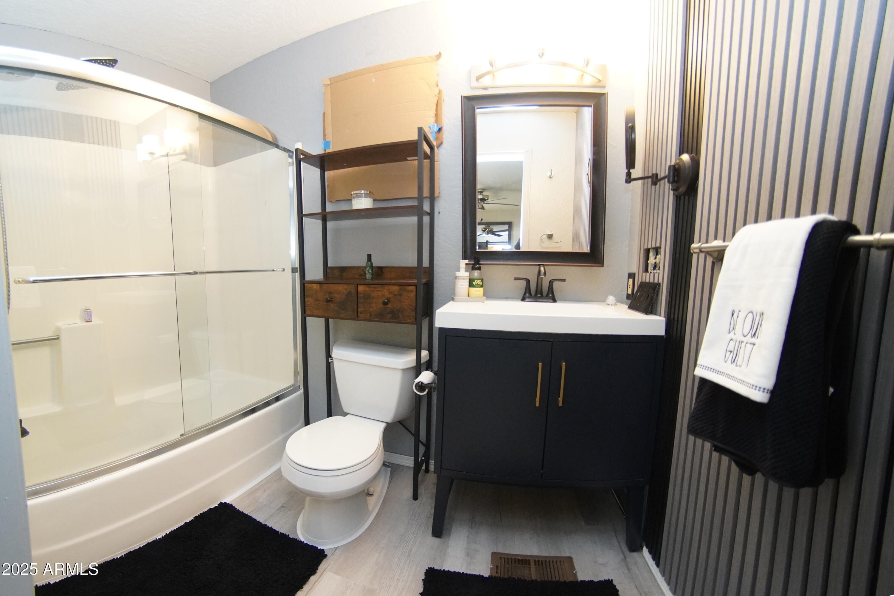 4843 N Mountain Sunrise Street