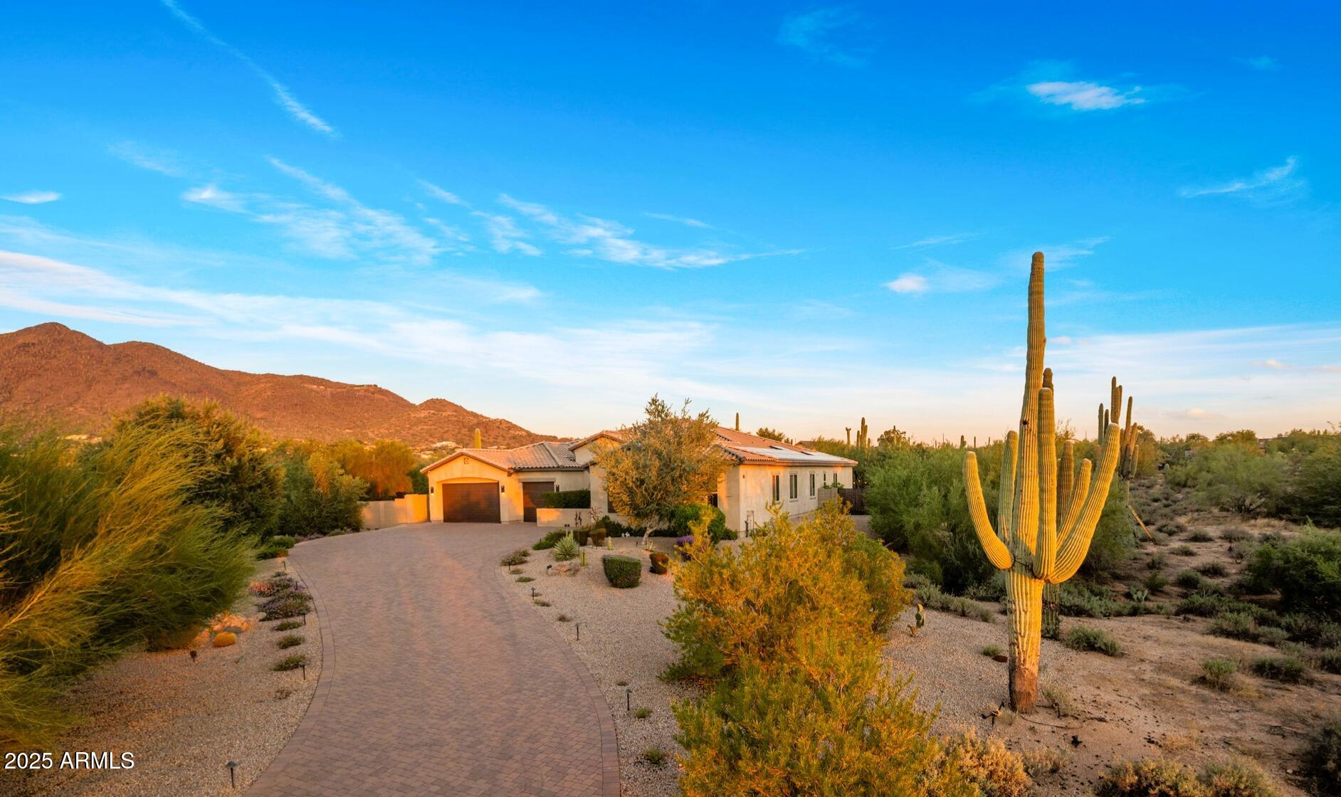 Cave Creek, Arizona 85331, United States, 4 Bedrooms Bedrooms, ,4 BathroomsBathrooms,Residential,Active,233771