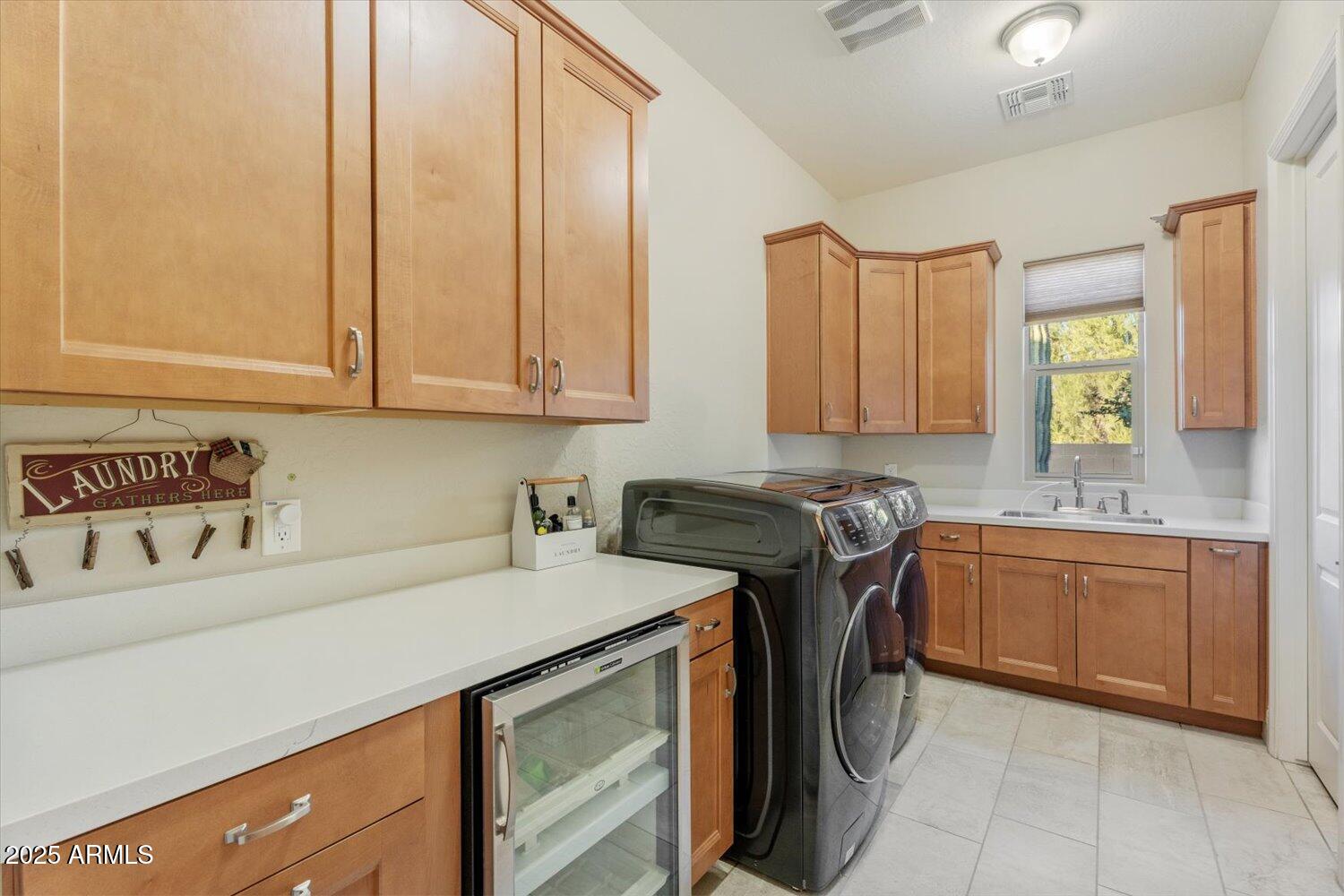 Cave Creek, Arizona 85331, United States, 4 Bedrooms Bedrooms, ,4 BathroomsBathrooms,Residential,Active,233771