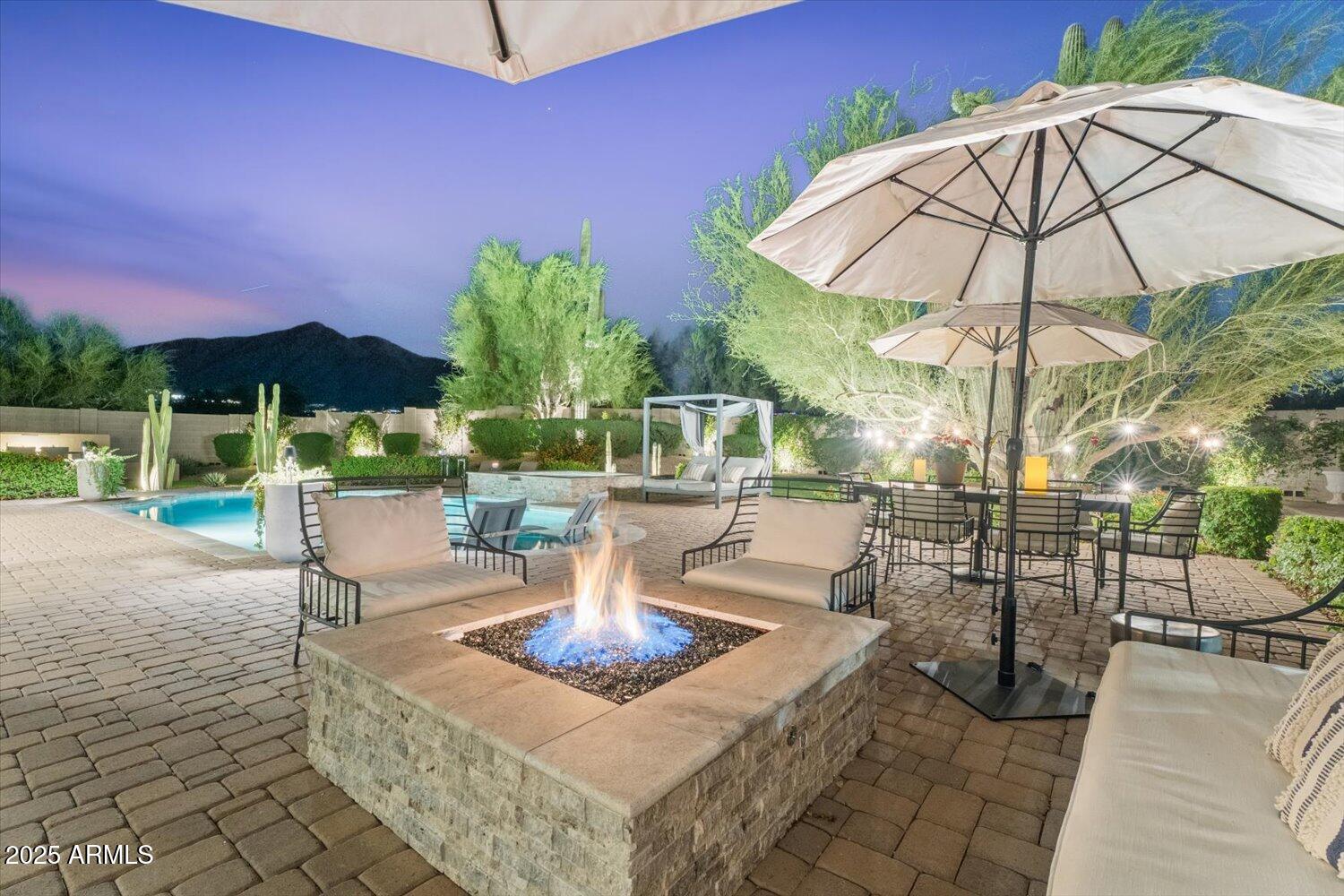 Cave Creek, Arizona 85331, United States, 4 Bedrooms Bedrooms, ,4 BathroomsBathrooms,Residential,Active,233771