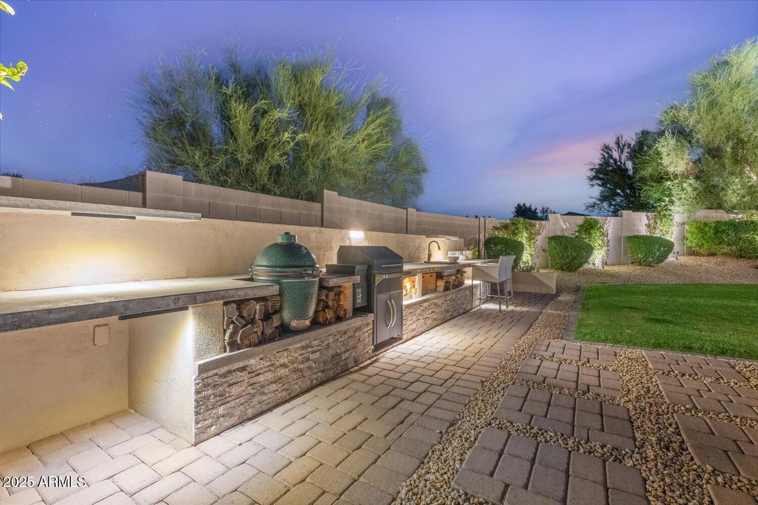 Cave Creek, Arizona 85331, United States, 4 Bedrooms Bedrooms, ,4 BathroomsBathrooms,Residential,Active,233771