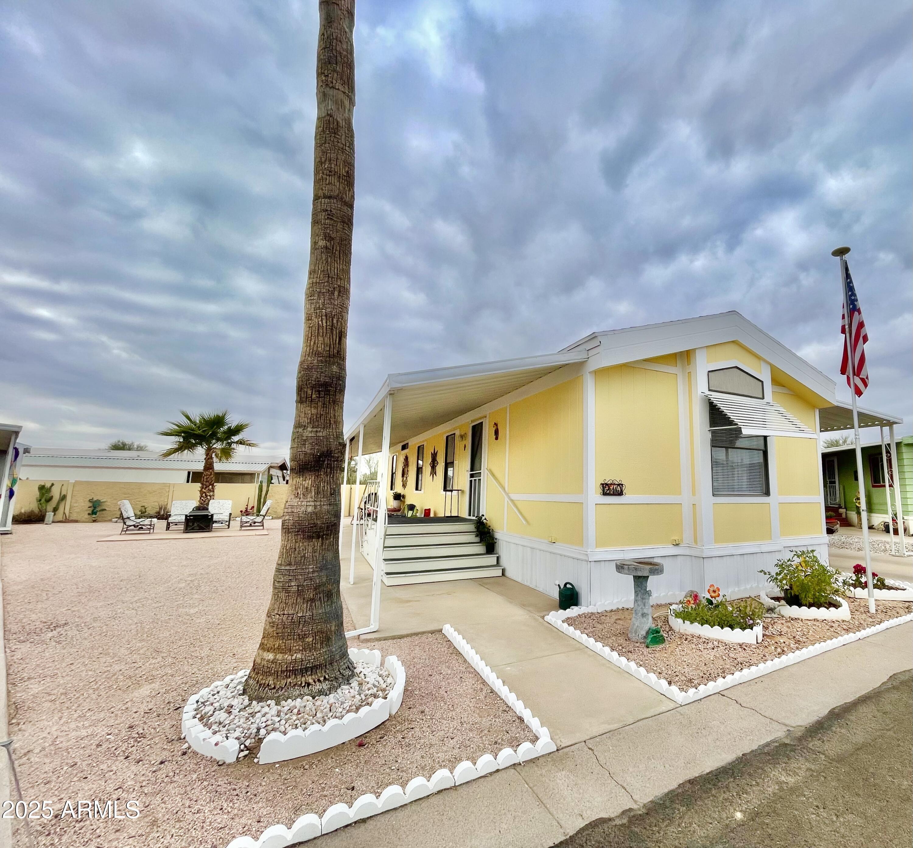 10220 E APACHE Trail 210