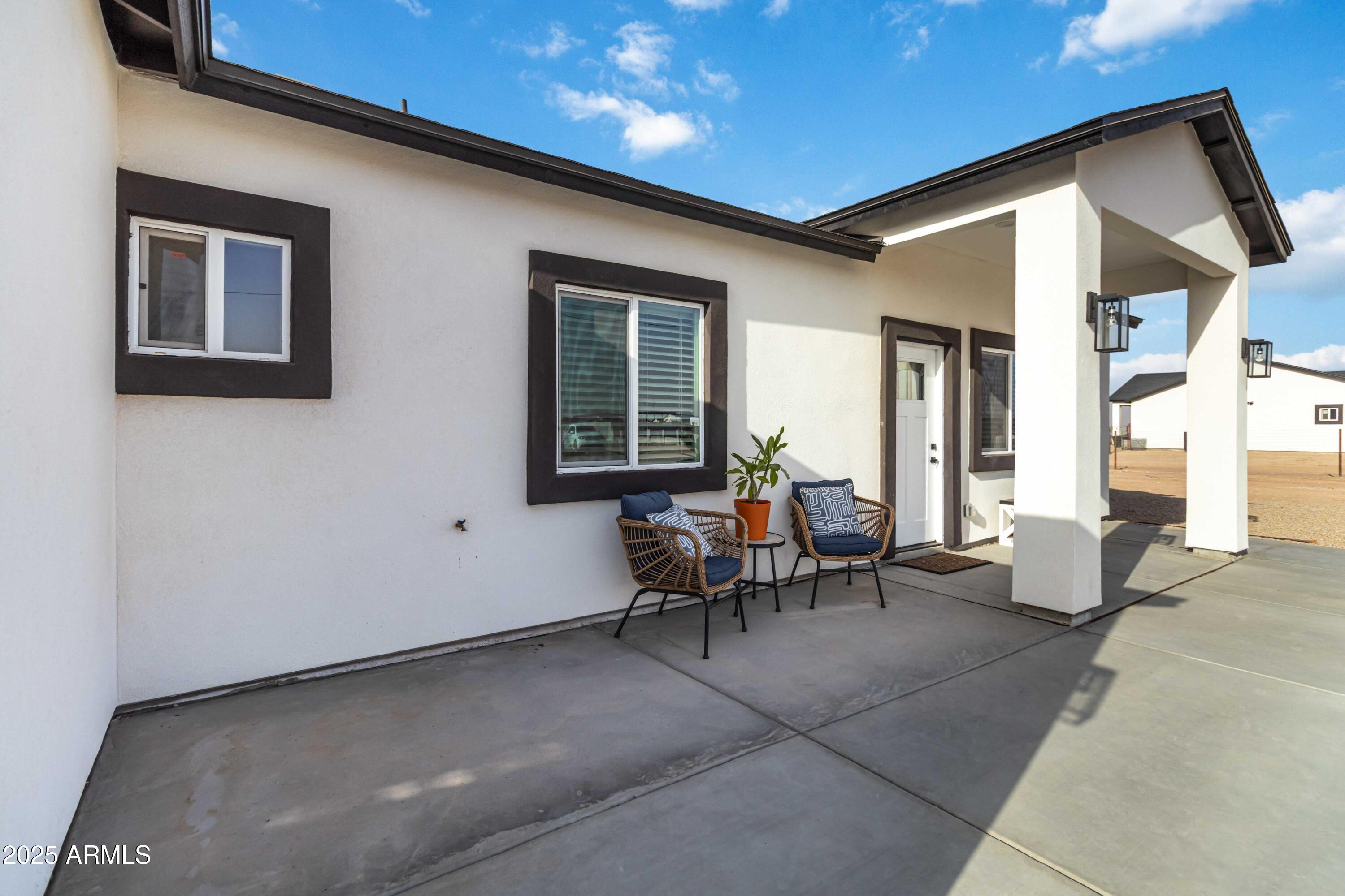 Homes 4 36739 W WHITTON Avenue