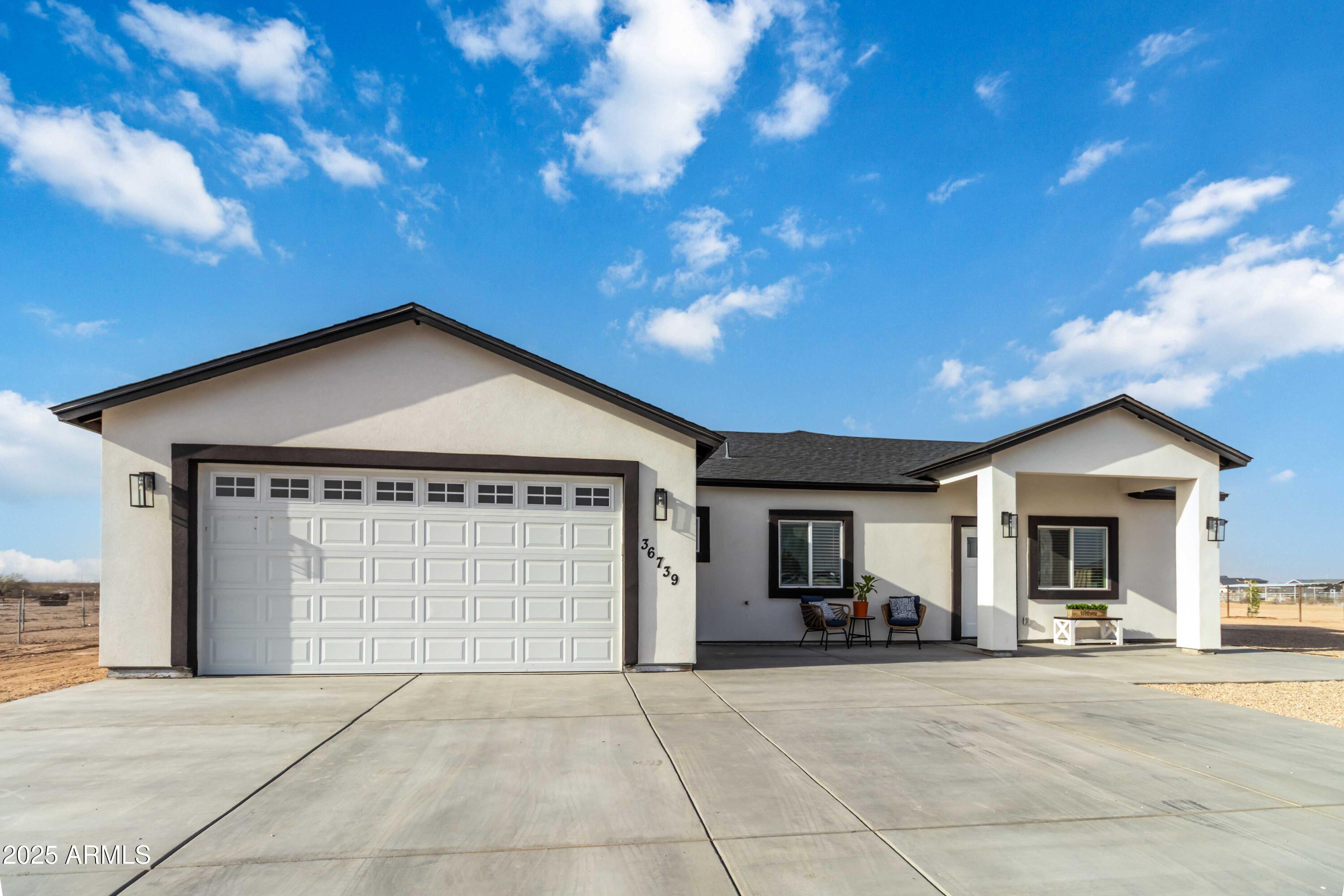 Homes 3 36739 W WHITTON Avenue