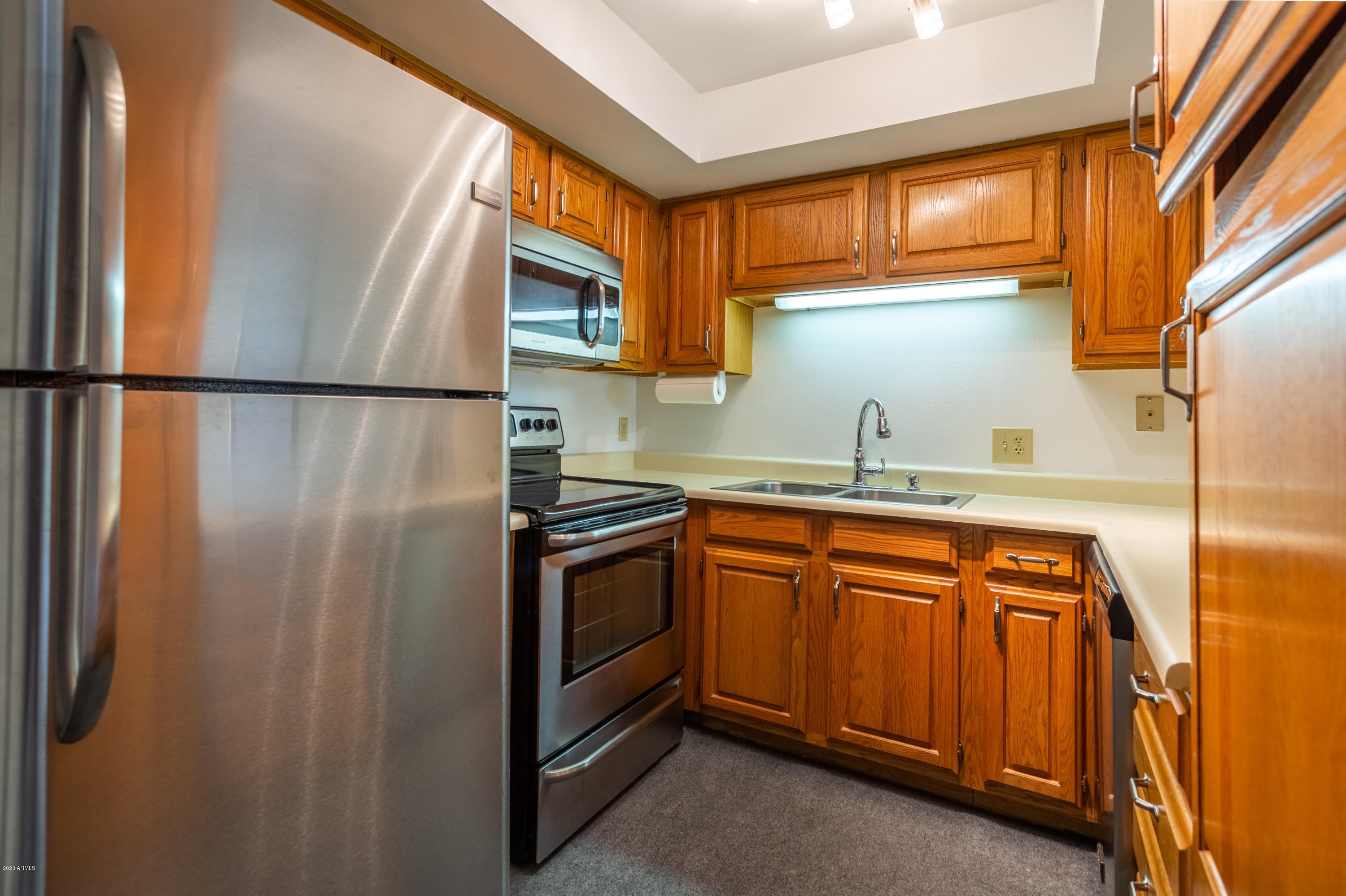 10330 W THUNDERBIRD Boulevard C107b