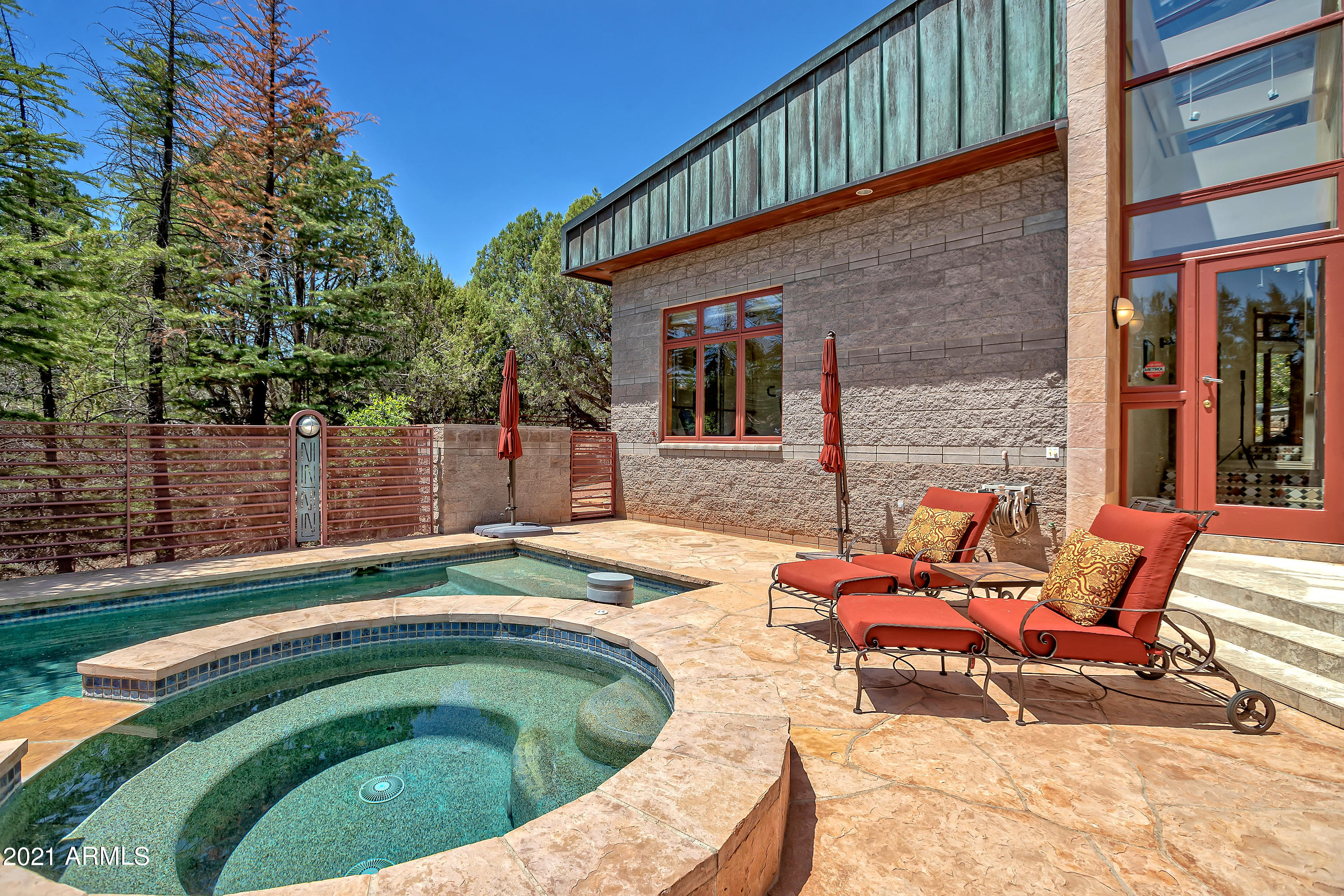 EAST CUP OF GOLD ESTATES - Residential