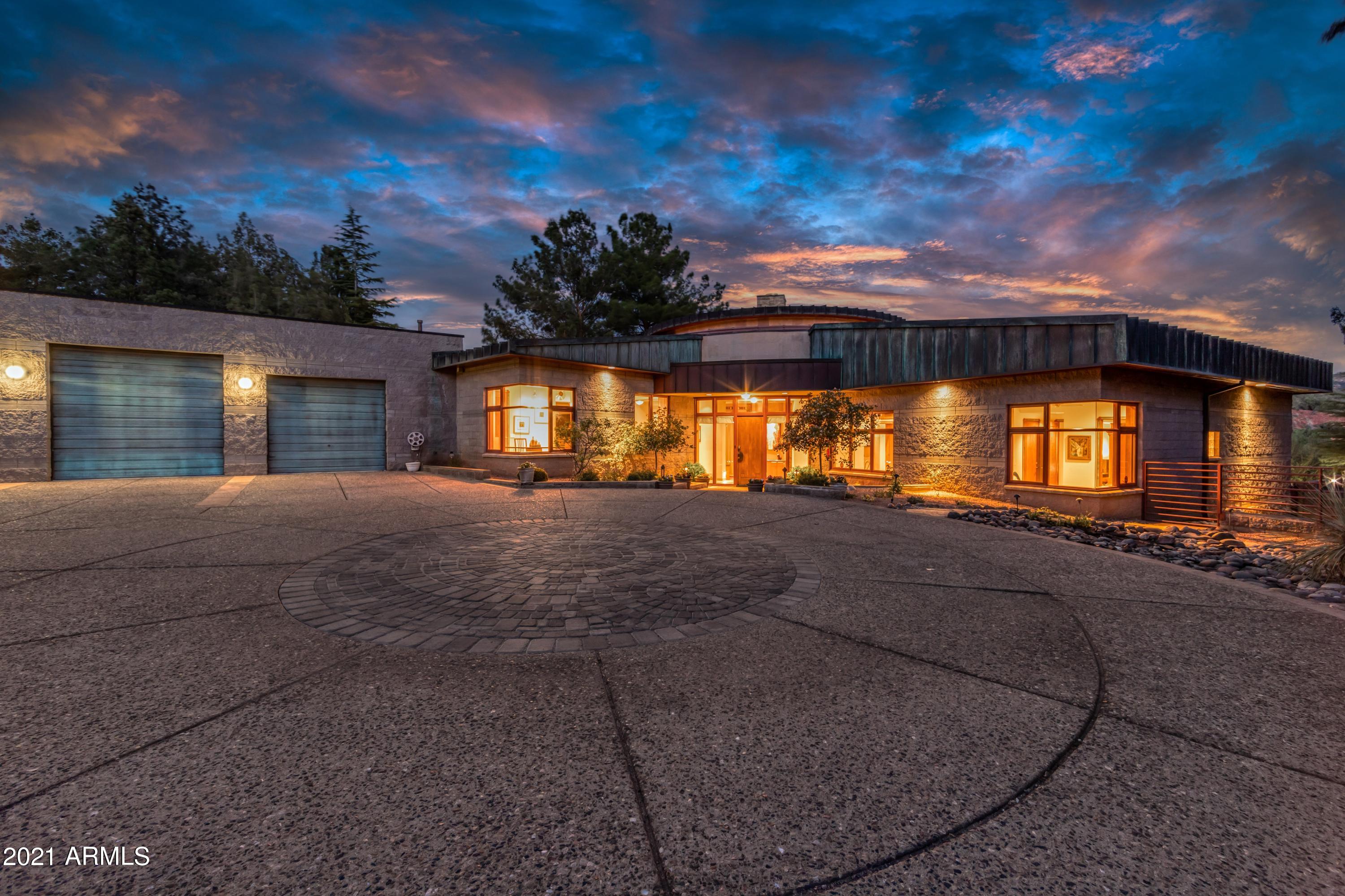 EAST CUP OF GOLD ESTATES - Residential
