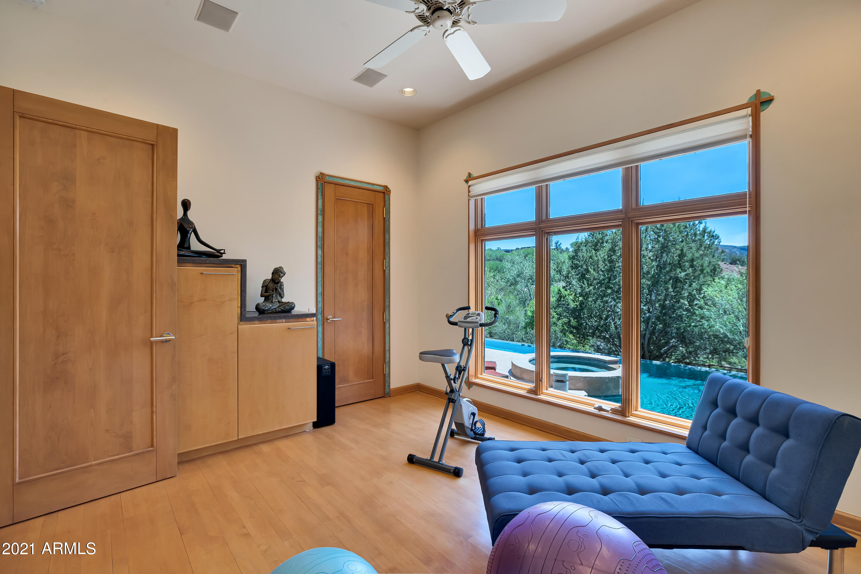 EAST CUP OF GOLD ESTATES - Residential
