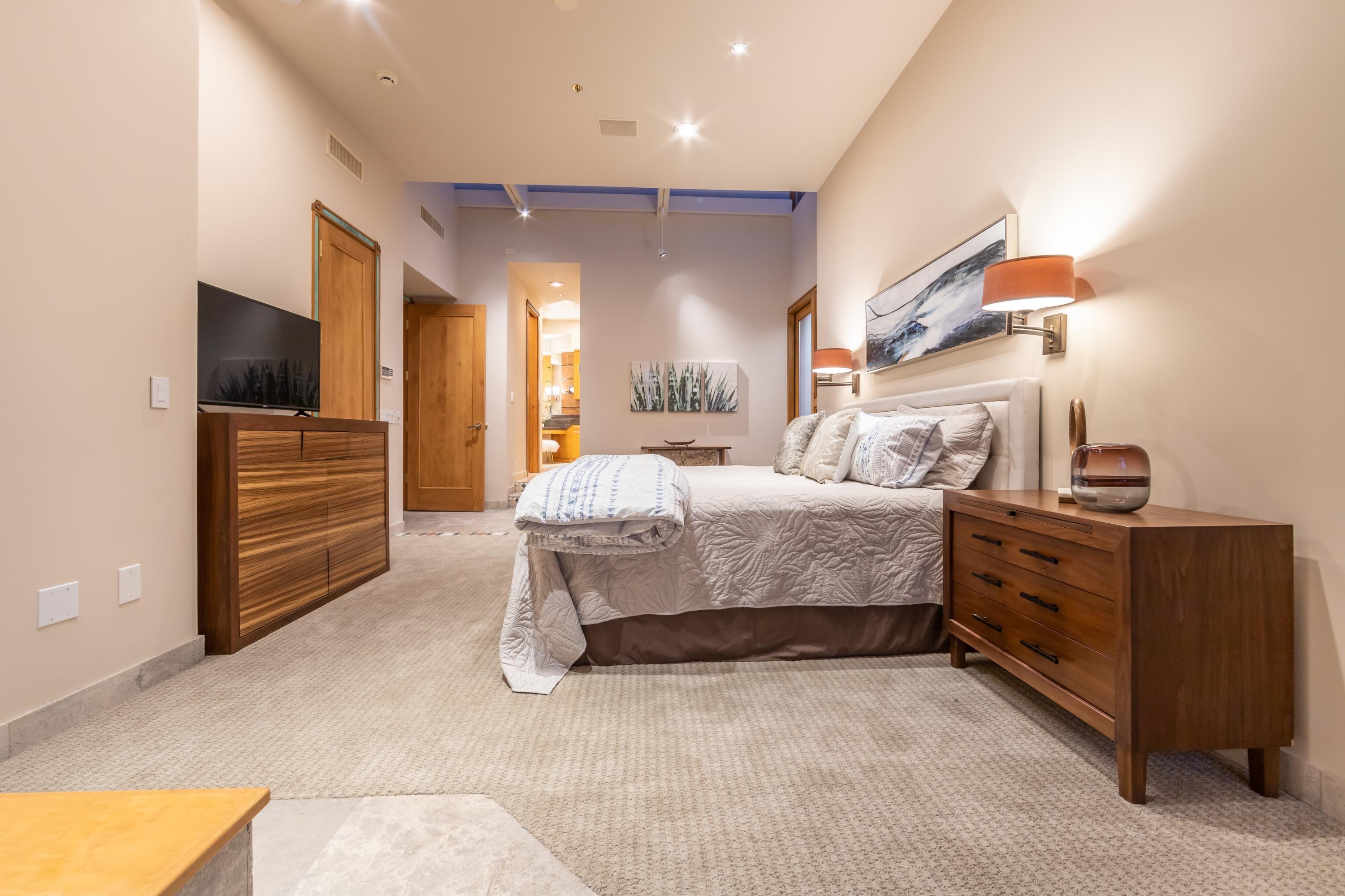 EAST CUP OF GOLD ESTATES - Residential