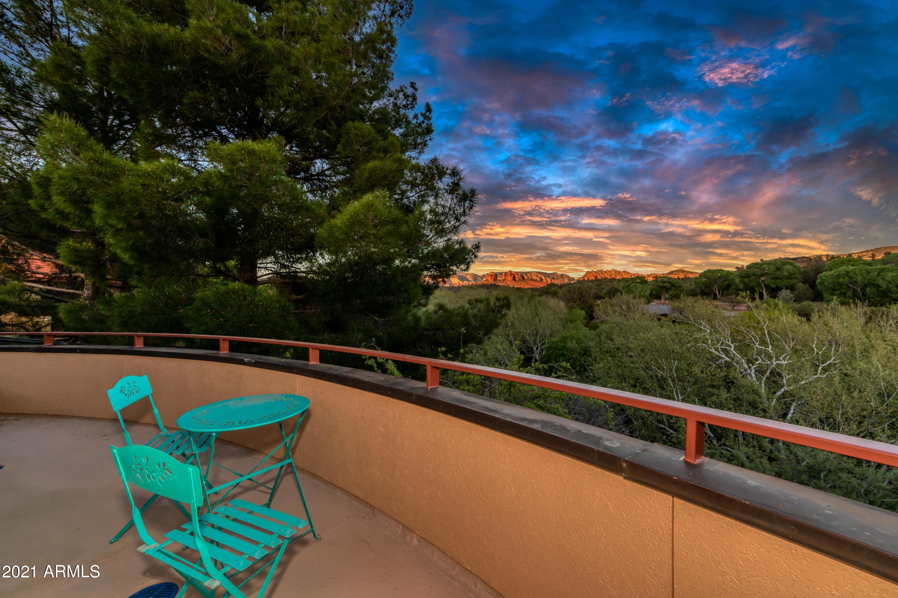 EAST CUP OF GOLD ESTATES - Residential